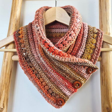 Ladies Neck warmer | Cowl | Scarf | Autumn Tones | Adult | Vintage | Crochet | Buttoned