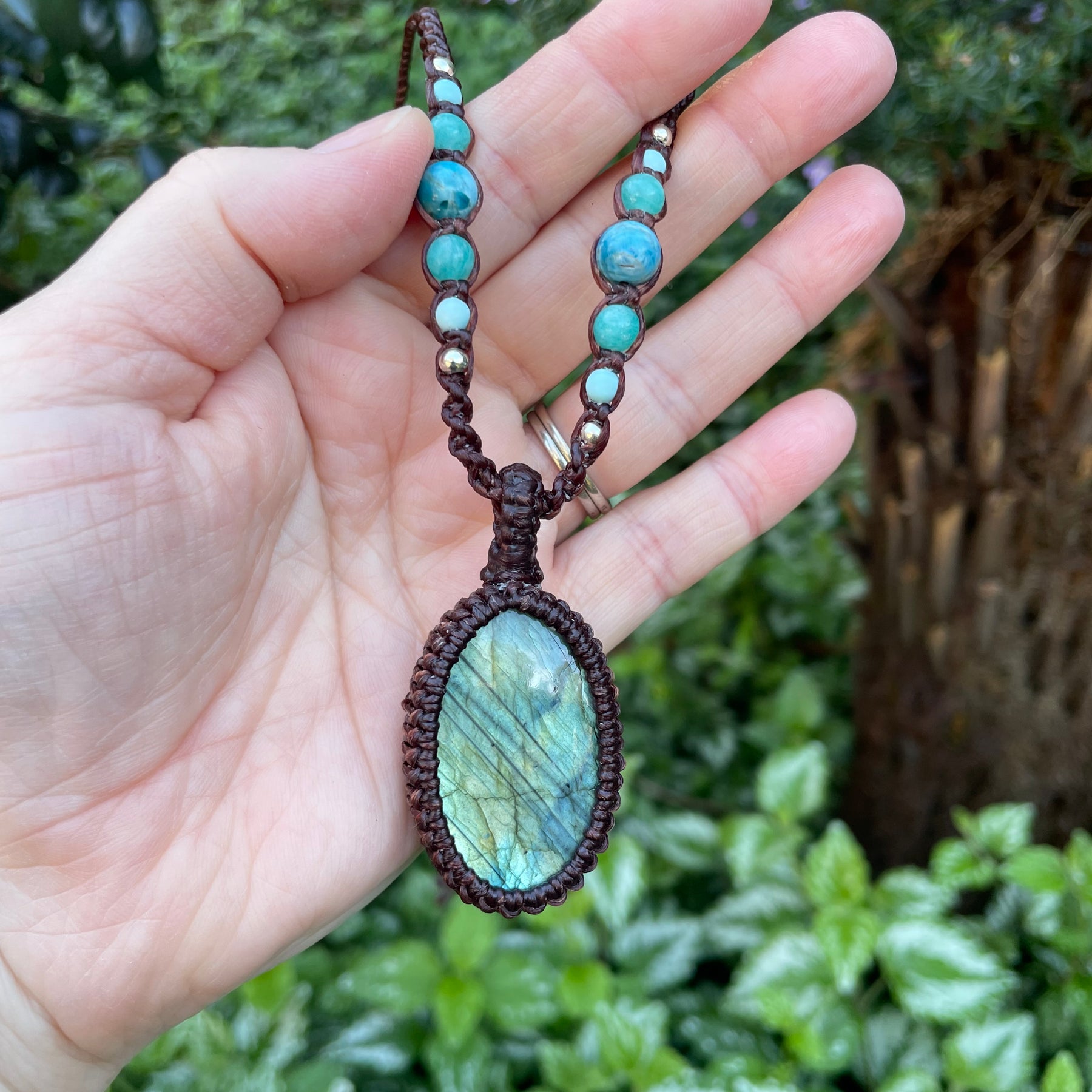 Labradorite Pendant, Macrame necklace boho style, adjustable