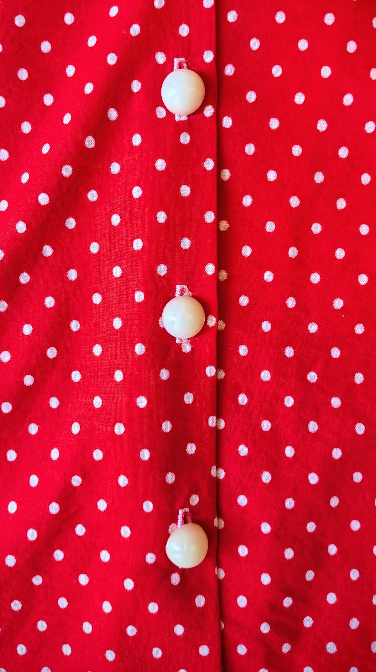 Upcycled Cotton Polka Dot Crop Button-up Shirt (Red & White / Size L)