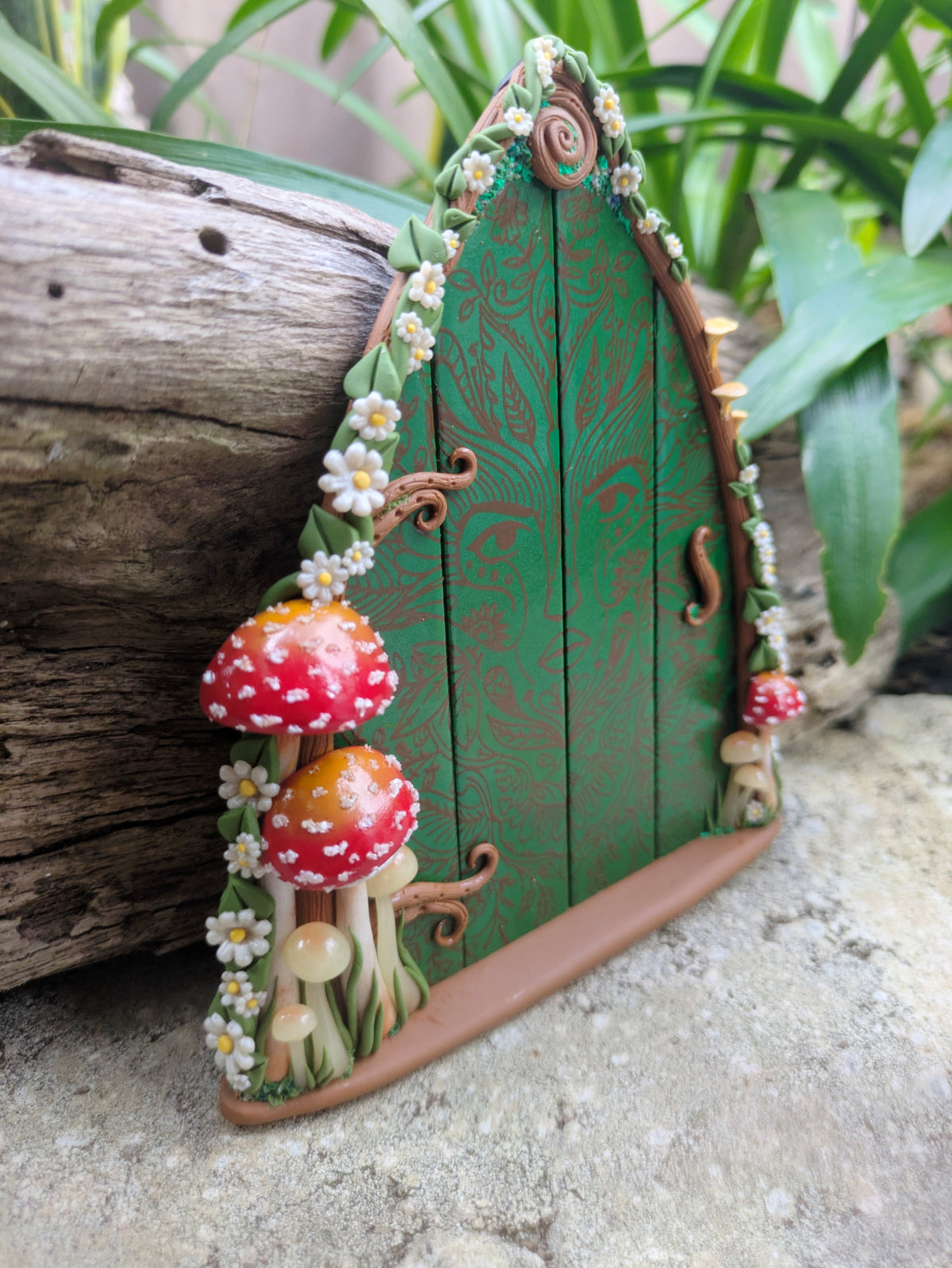 Enchanted Green Lady Woodland Fairy Door