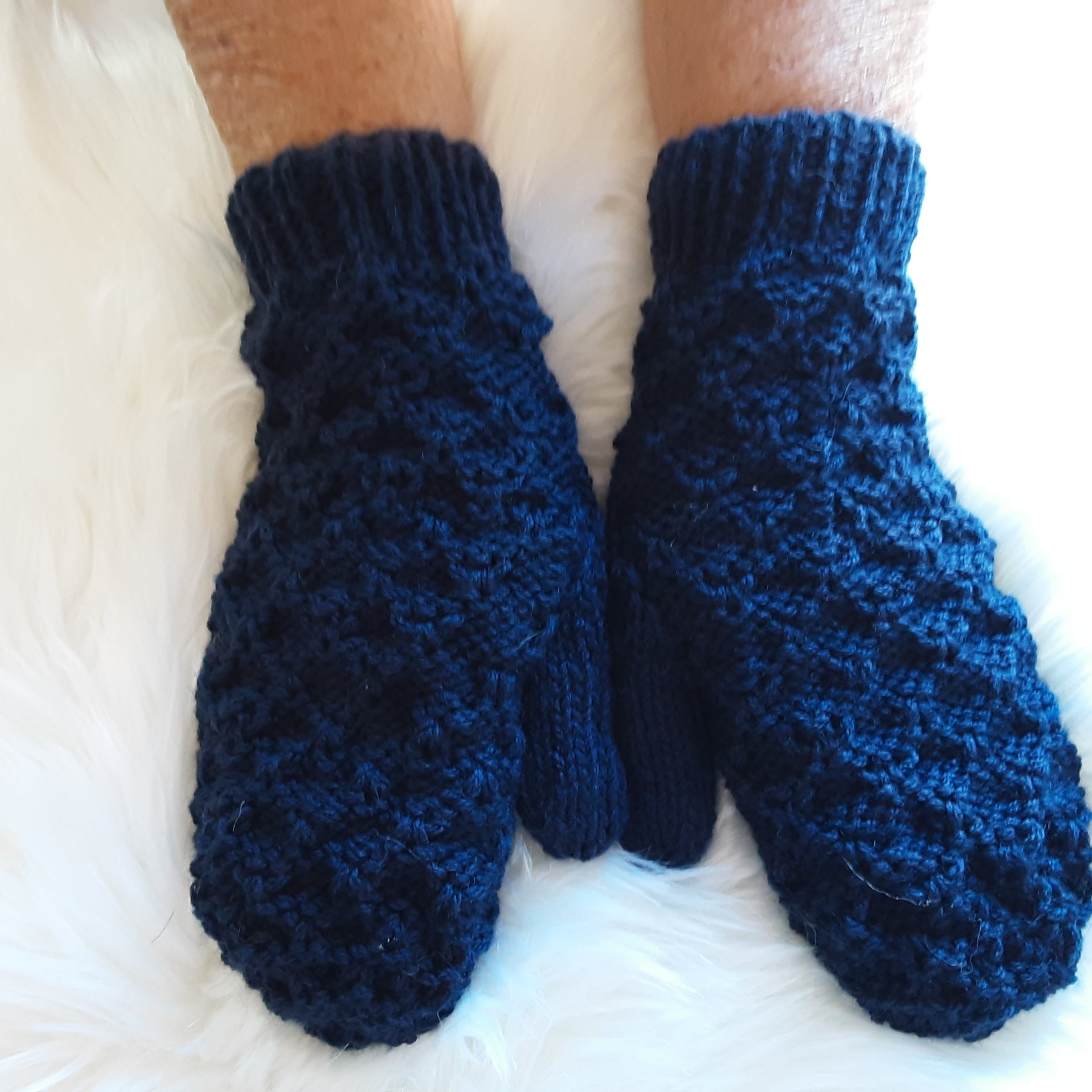 Handknitted fingerless mittens/gloves