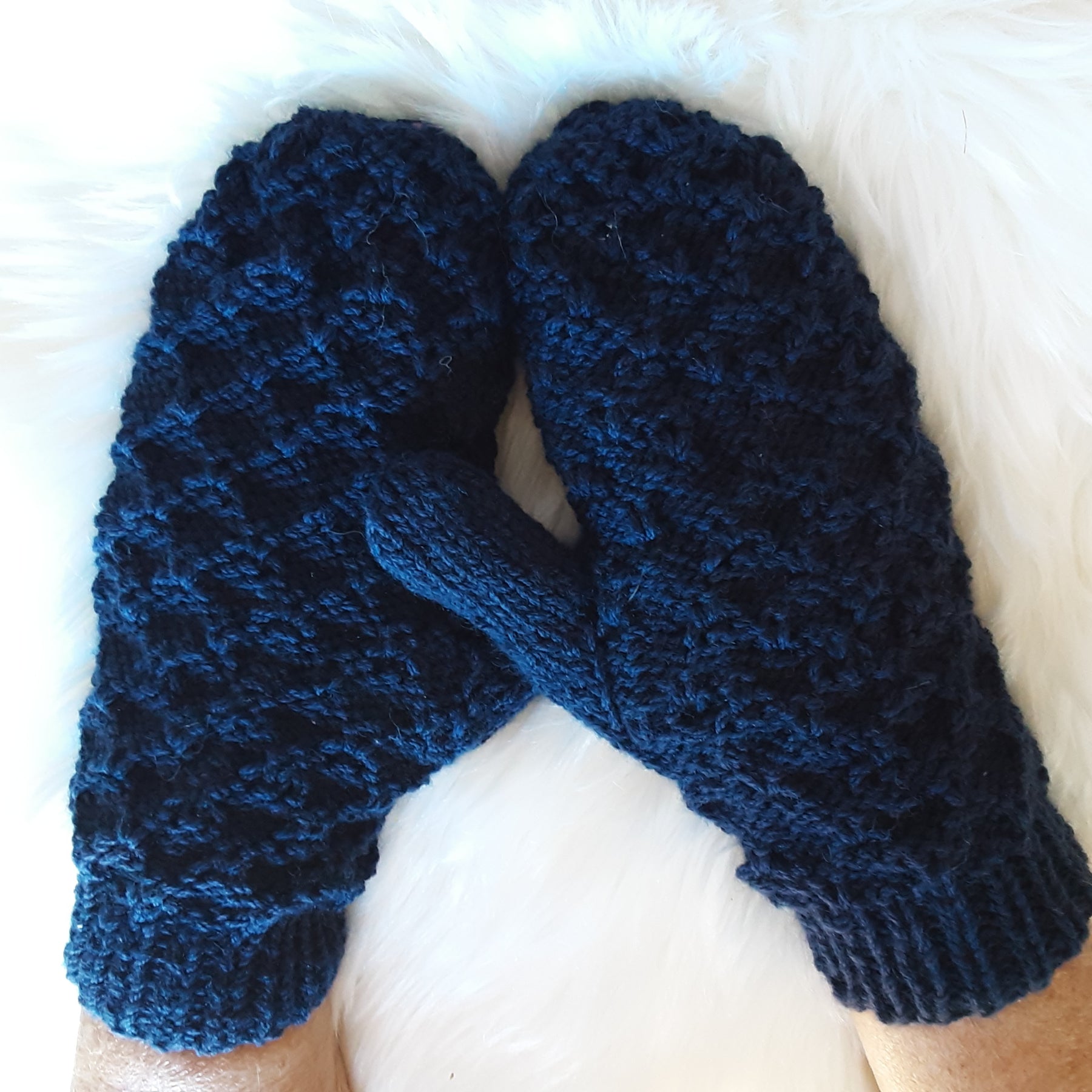 Handknitted fingerless mittens/gloves