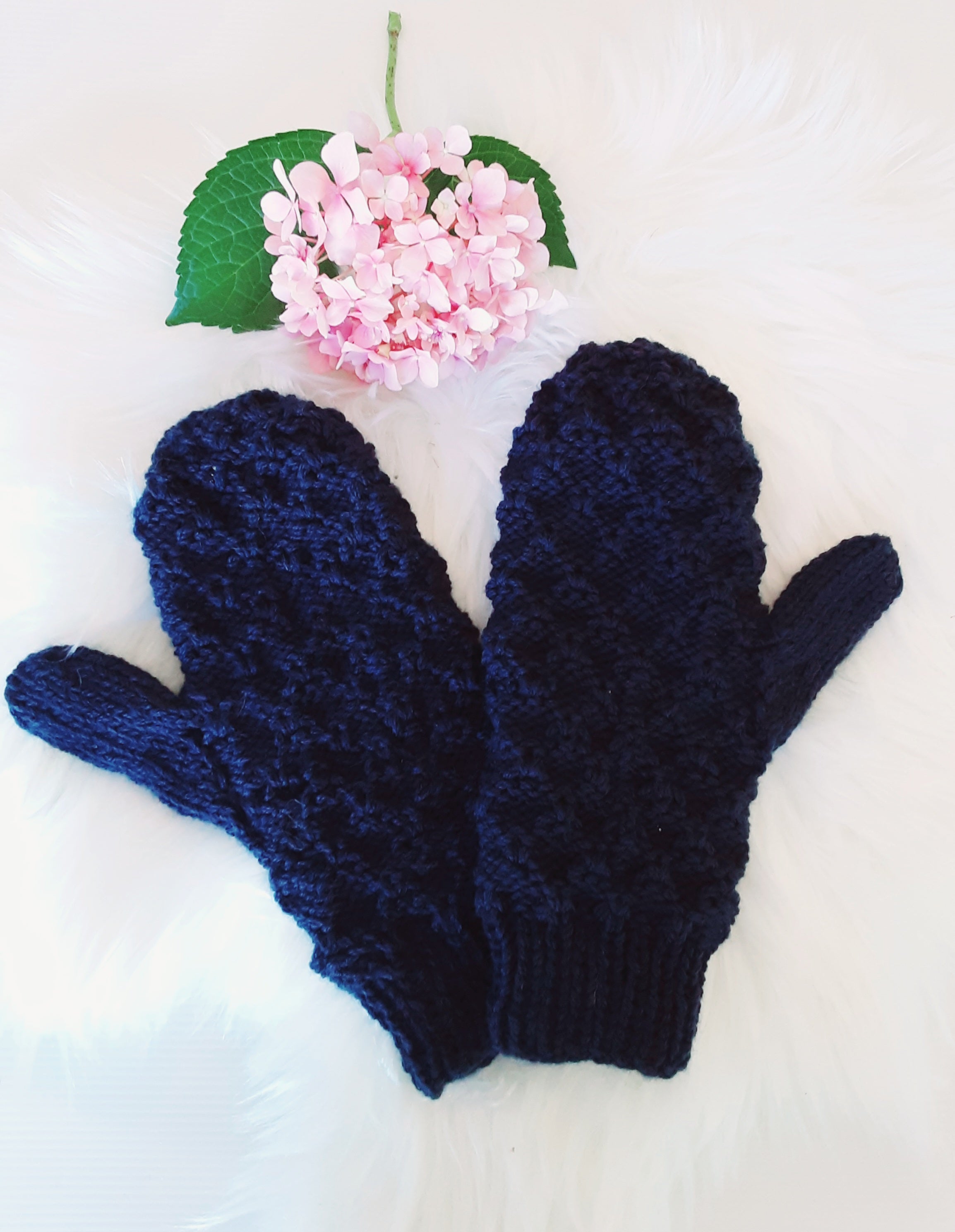 Handknitted fingerless mittens/gloves
