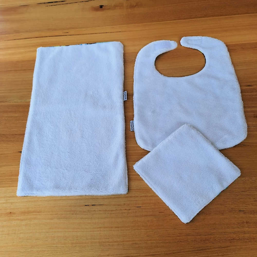 Handmade Baby Bib, Burp Cloth Set | Robot Print