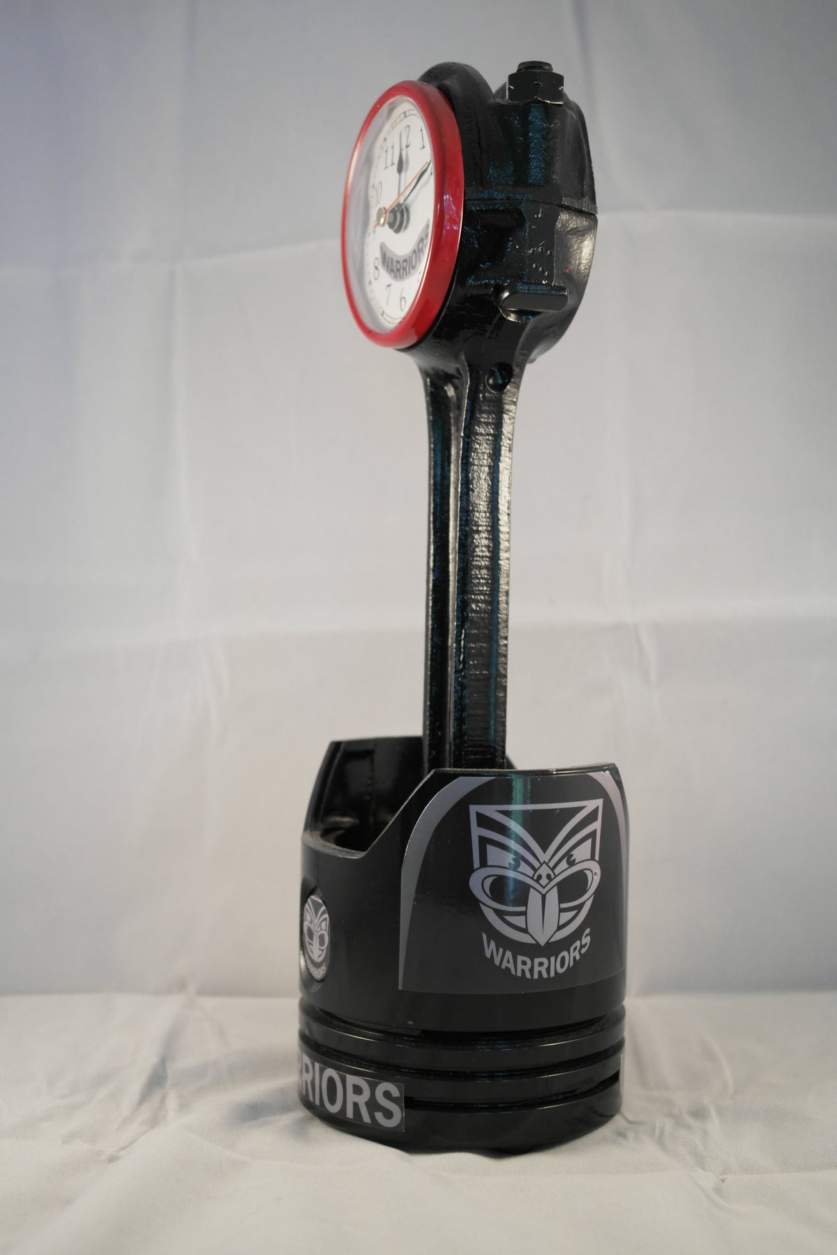 New Zealand Warriors Piston & Rod Desk Clock
