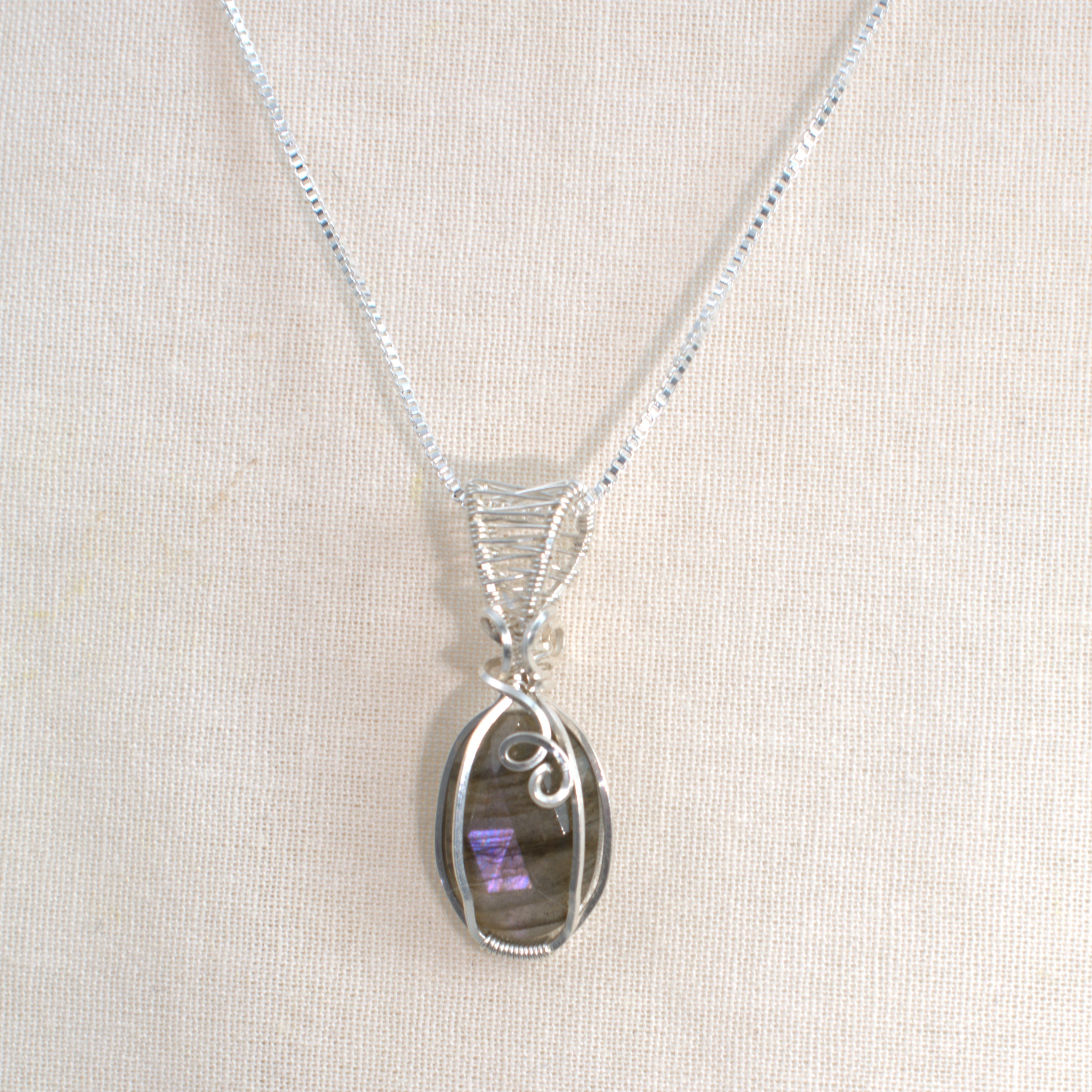 Handmade Wire-wrapped Labradorite Pendant