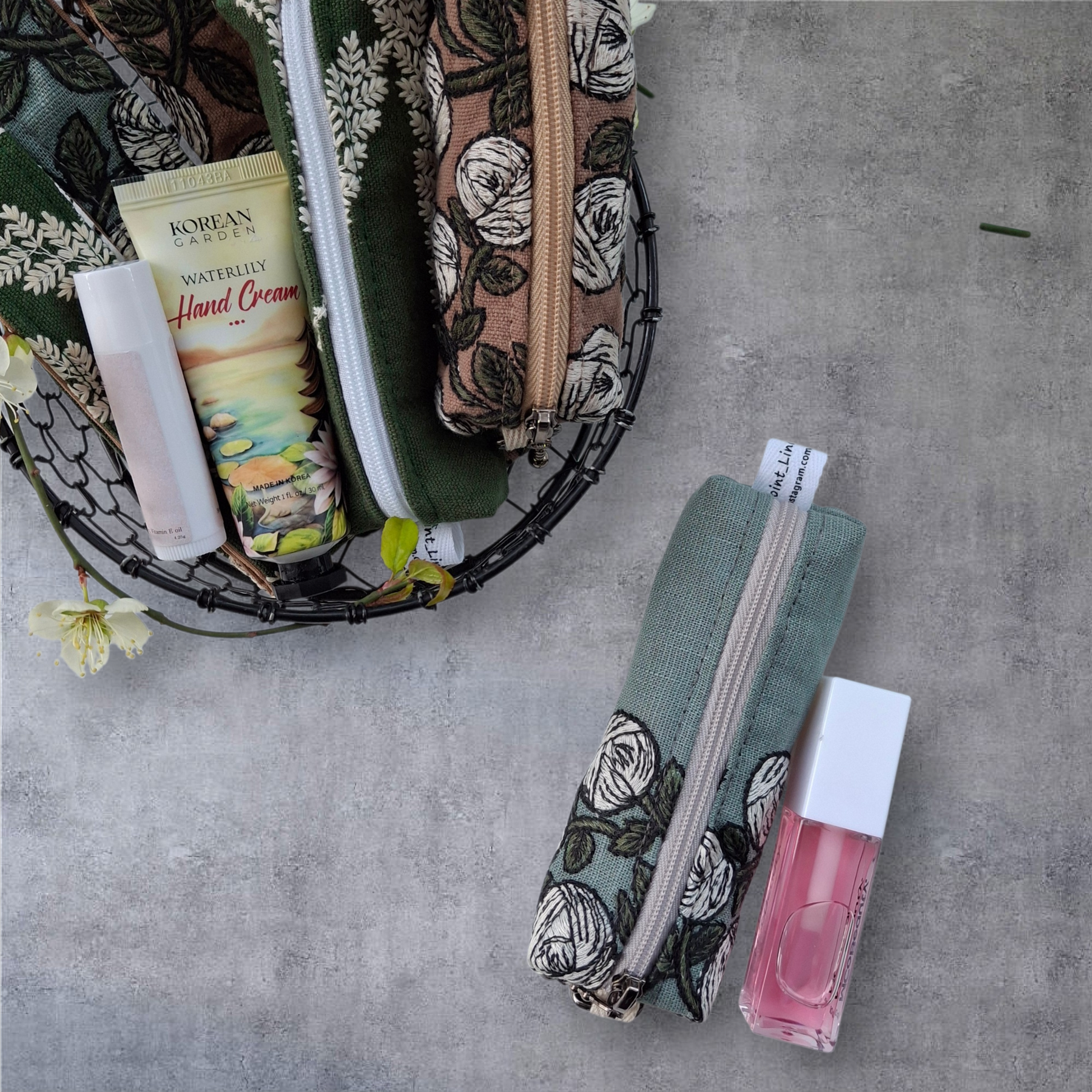 Floral Embroidered Mini Makeup Pouch