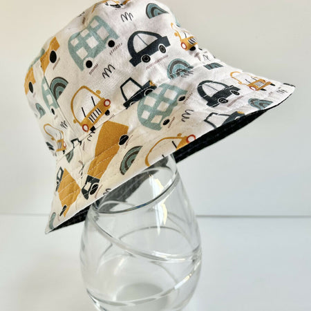 Summer hat in cool transport fabric