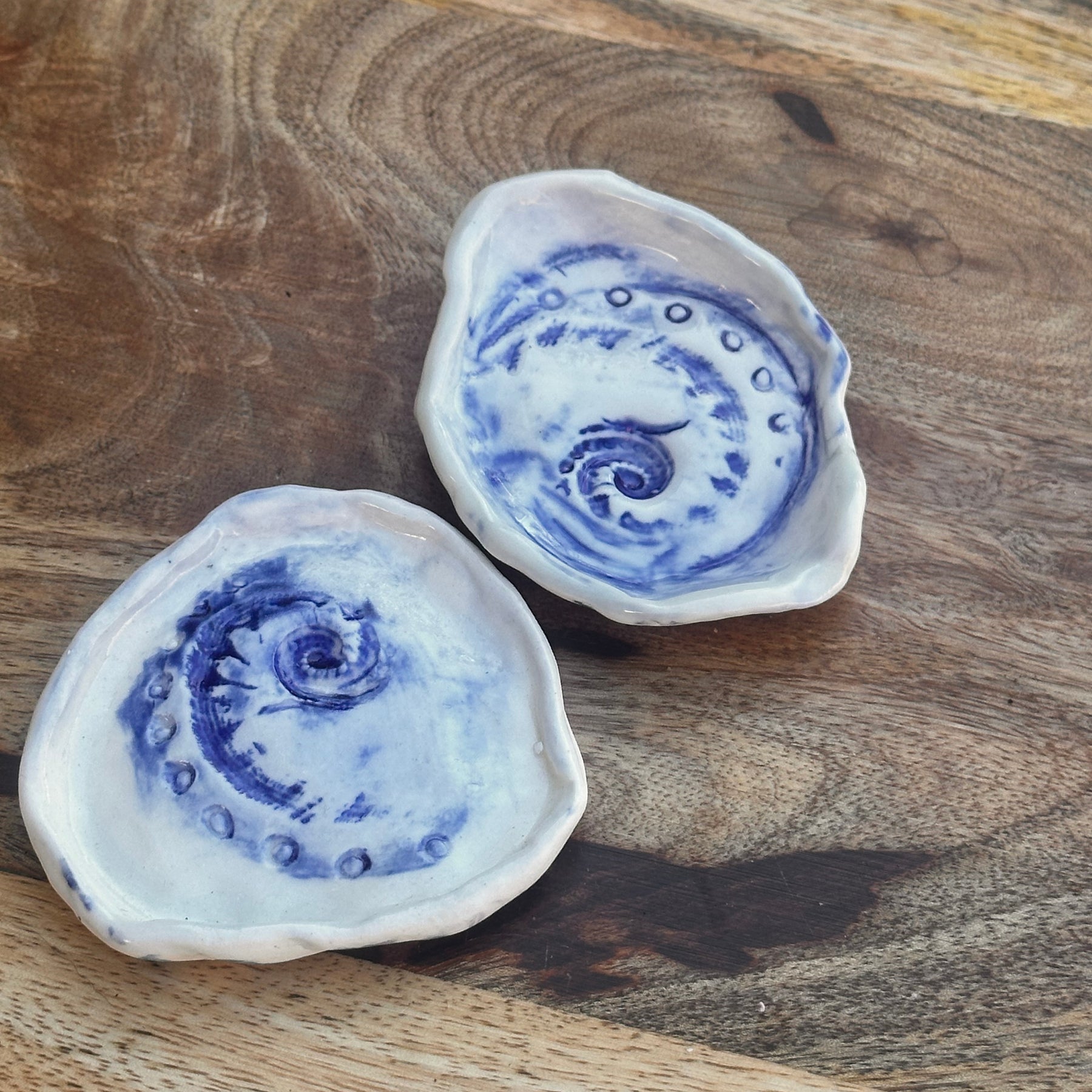 Porcelain Ring Dishes - Shell Seekers - Blue