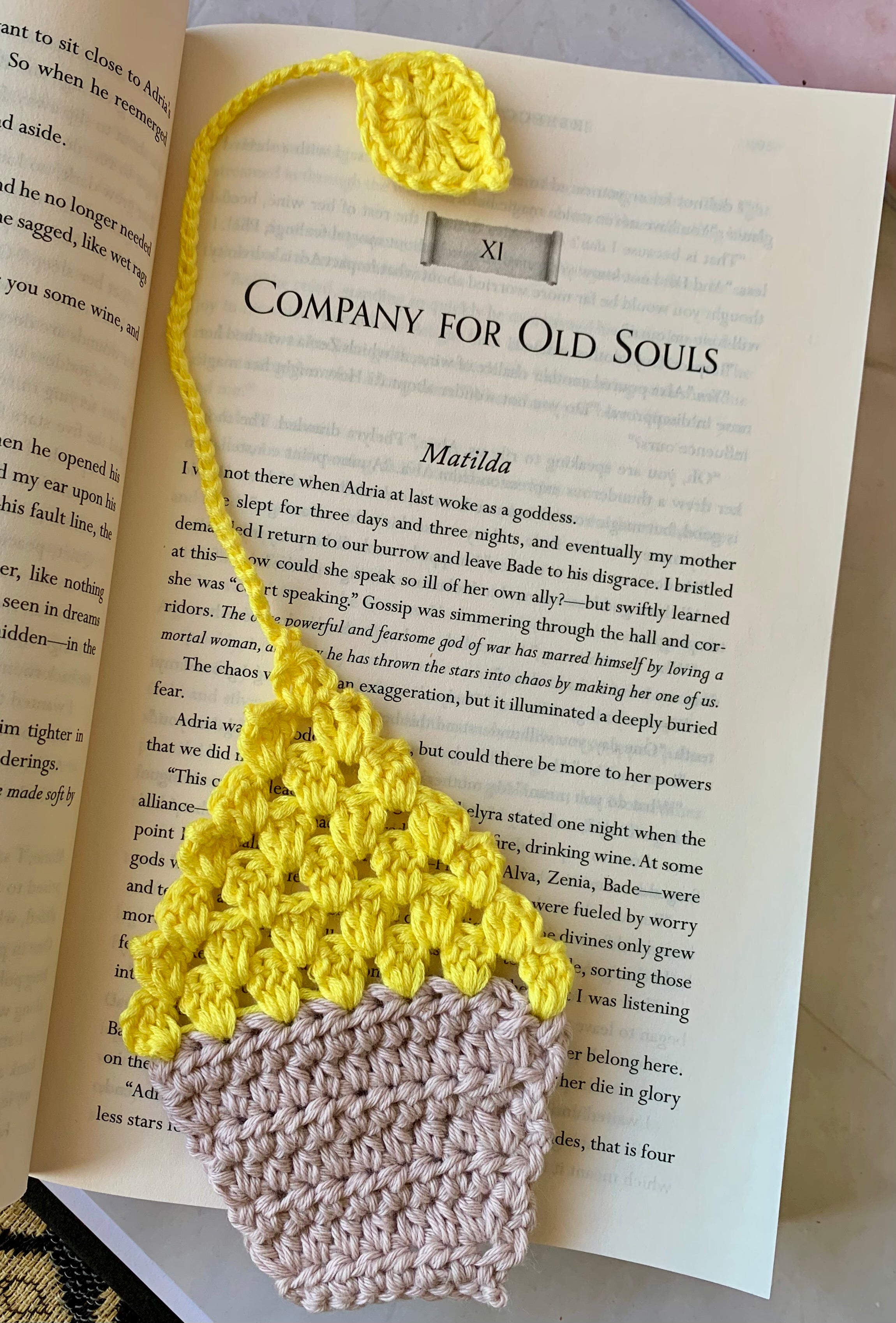Crochet Cupcake Bookmark – Handmade Bookmark – Gift for Book Lovers – Teacher Present
