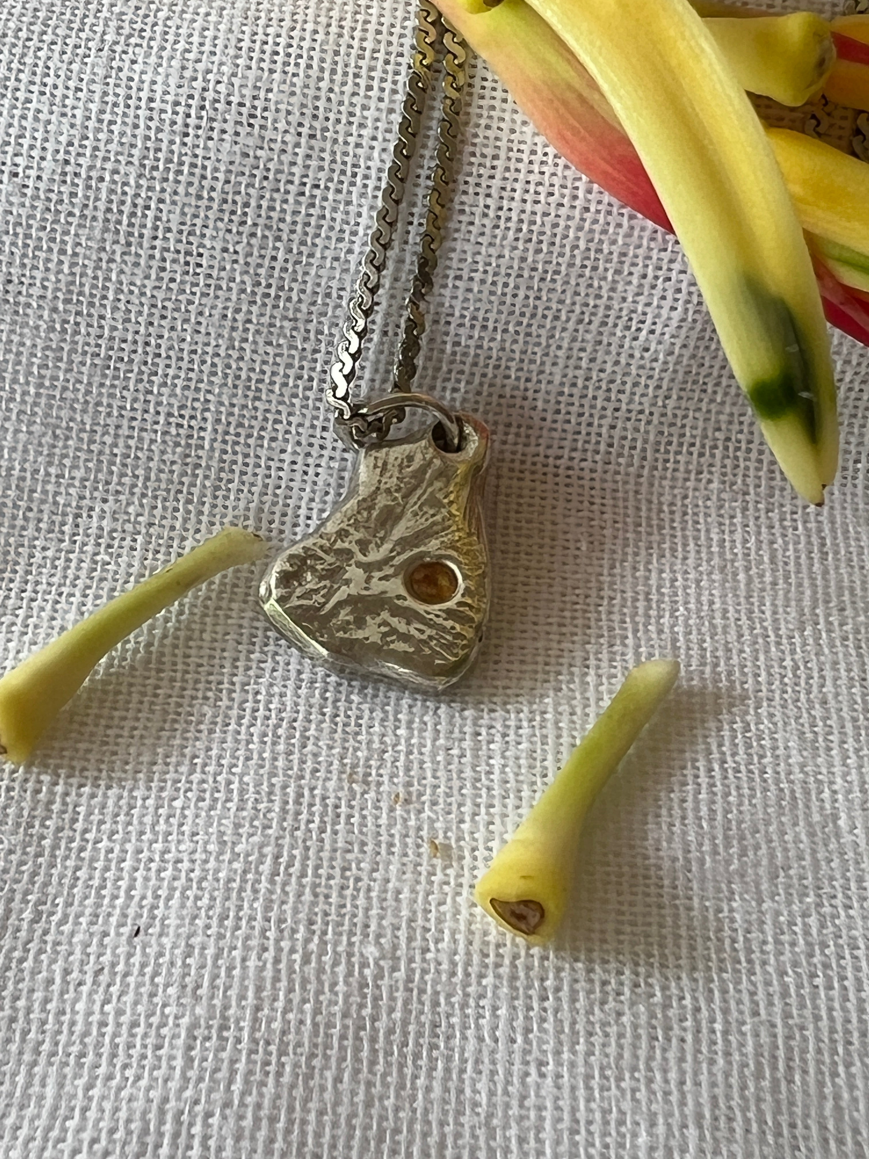 “Lake Boga” - Pendant with Tangerine sapphire