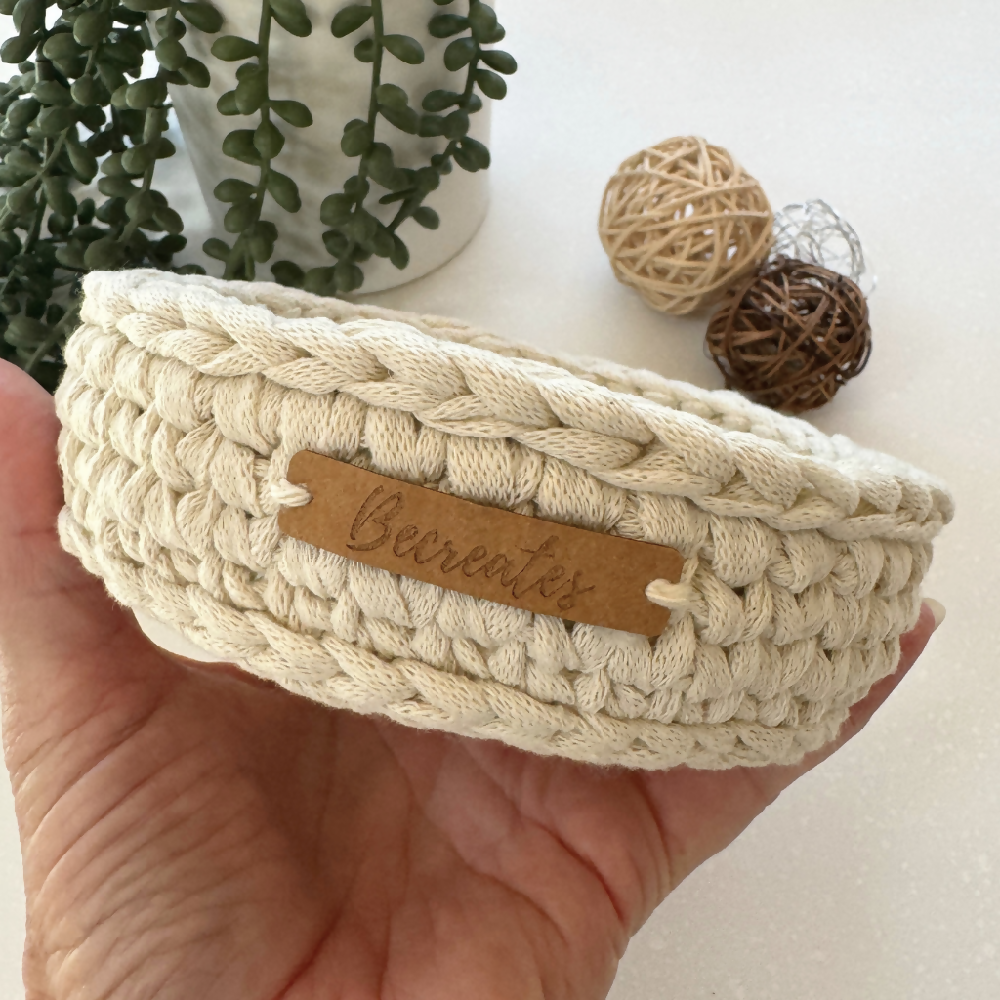 Handmade-basket-sand-mini-recycled-yarn (4)