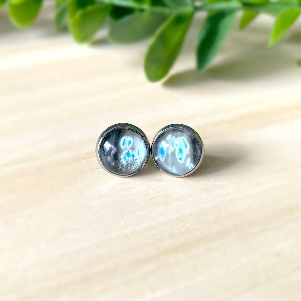 Australian-artist-handmade-jewellery-stud-earrings-E