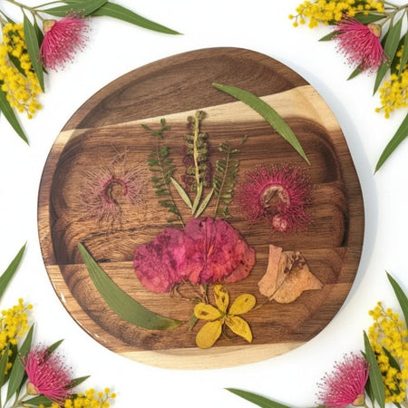 AUSSIE XMAS BUSH PLATTER - Acacia Wood 20cm Diameter