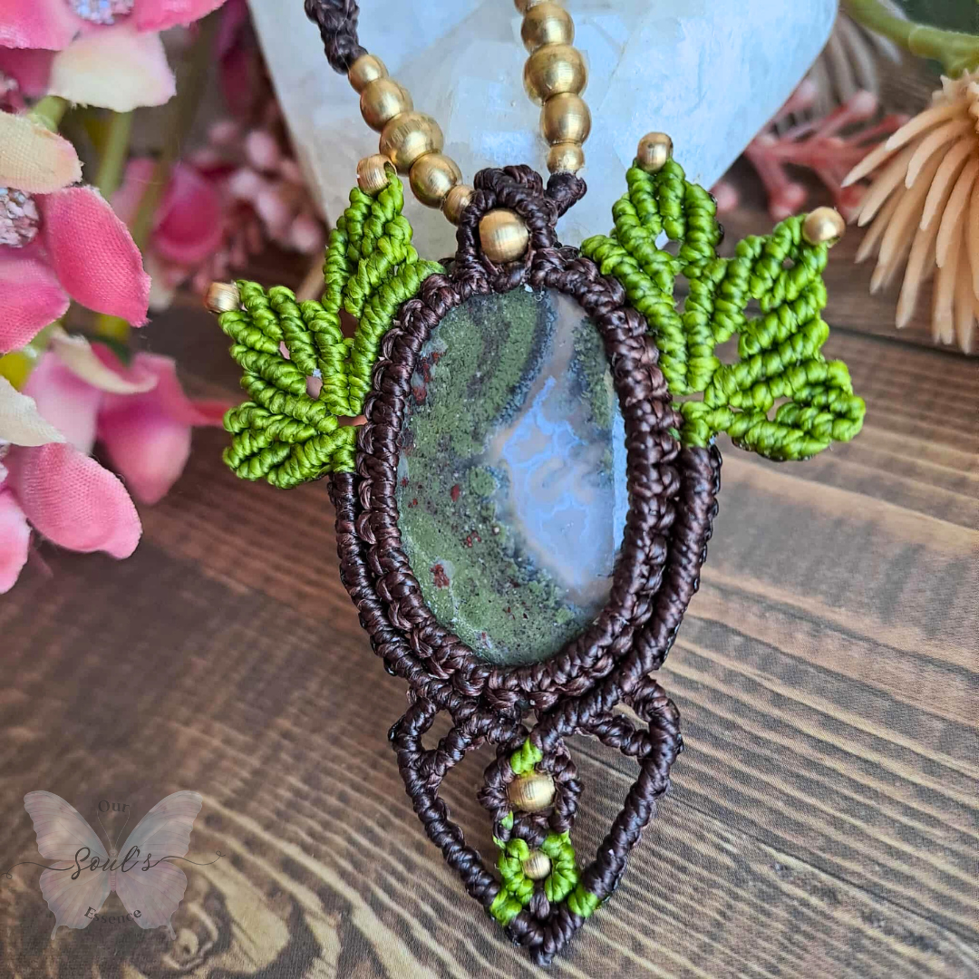 Moss Agate Micromacrame Necklace