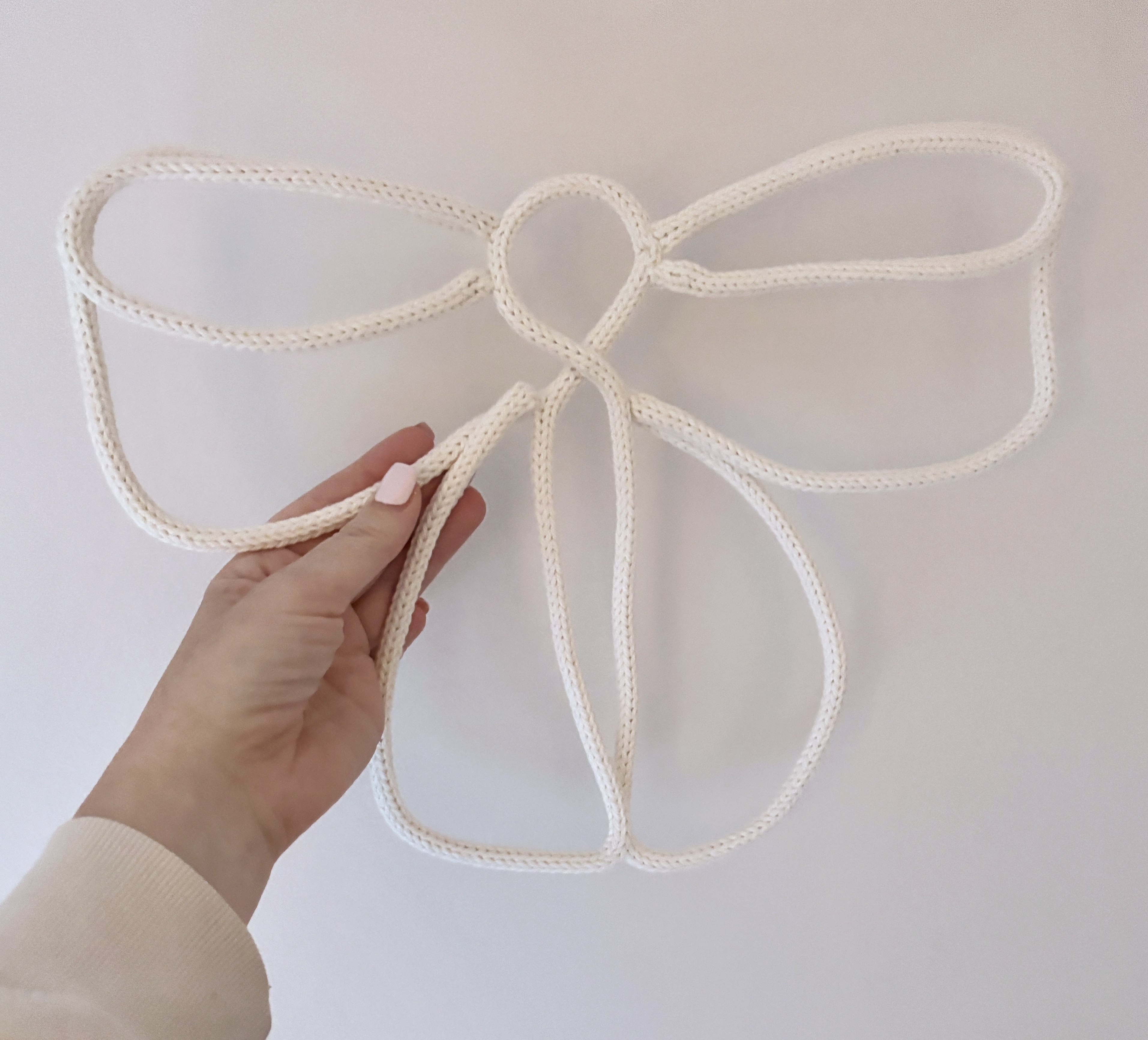 Knitted Bow Wall Decor