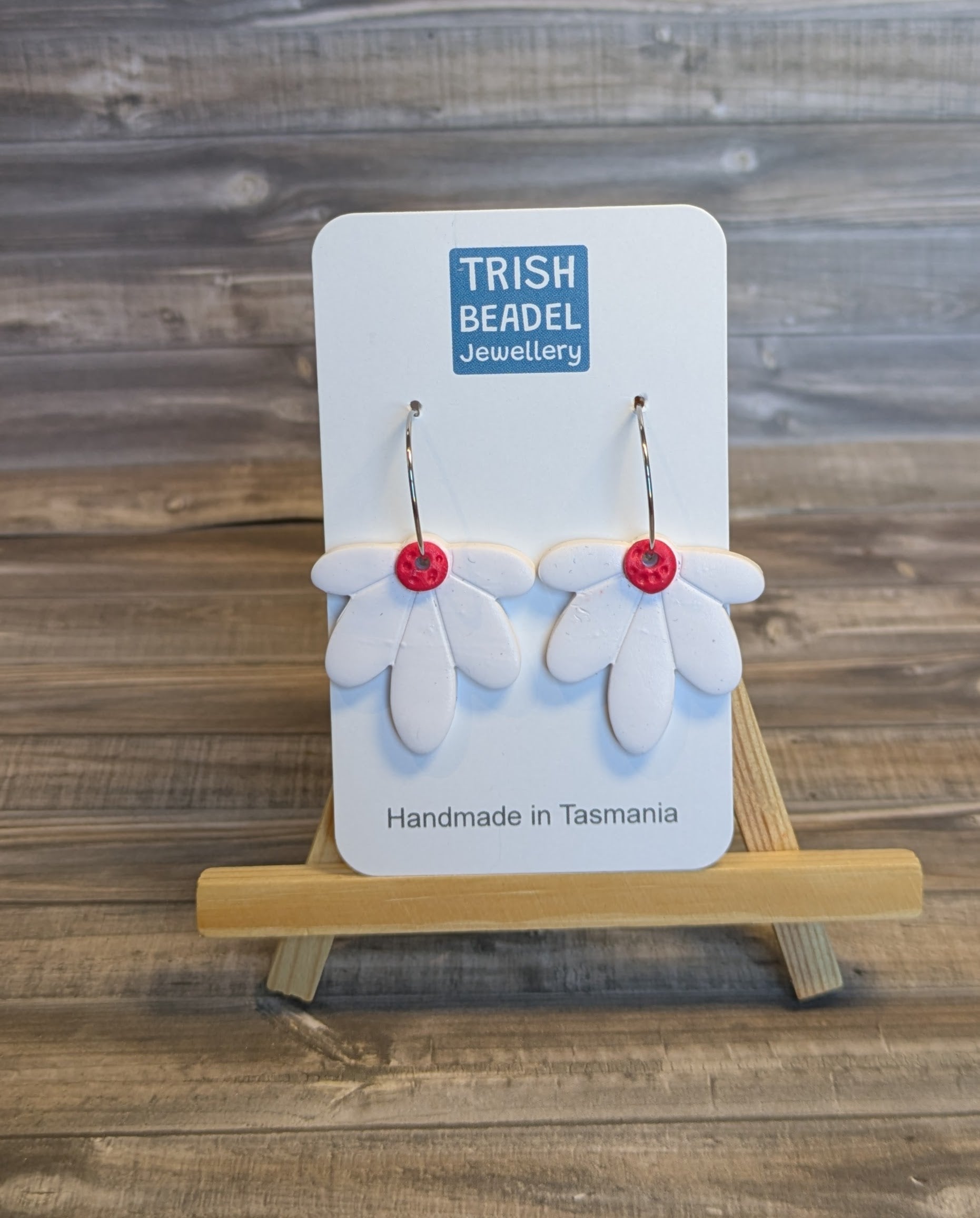 Flower drop earrings
