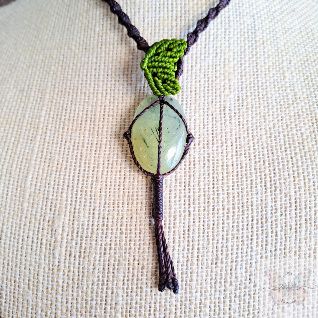 Prehnite Micro Macramé Necklace