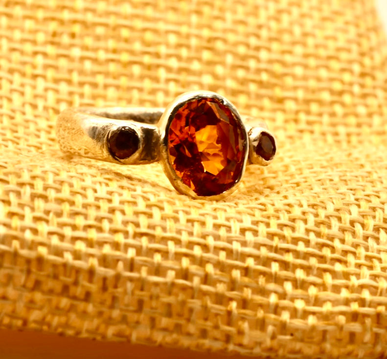Padparadscha Sapphire with friends in 925 silver
