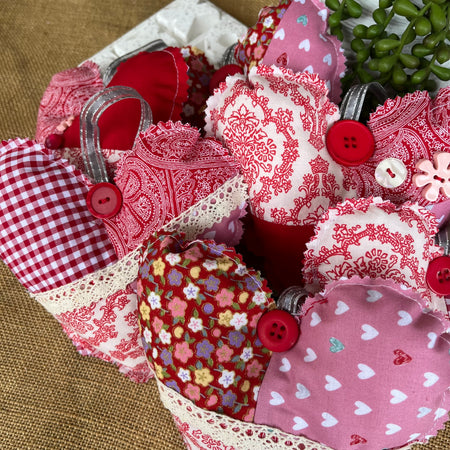 Handmade hearts | shades of red | vintage look