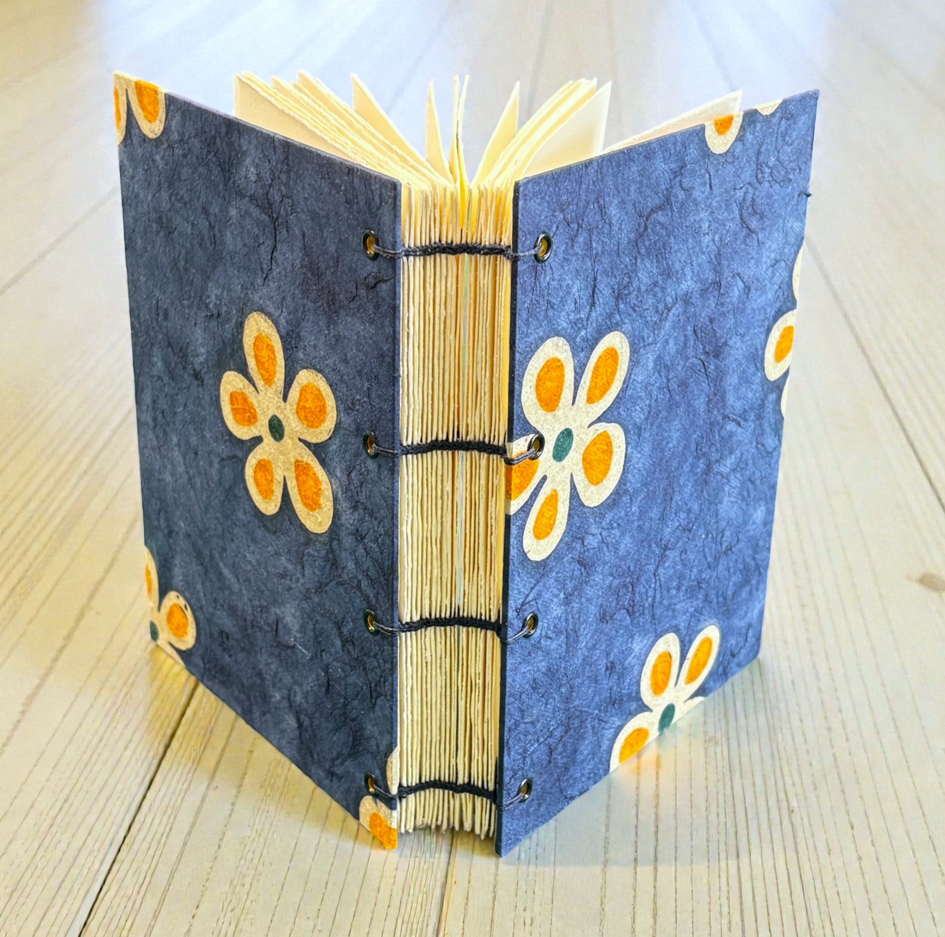 Layflat Watercolour Sketchbook with Saunders Cold Press Paper