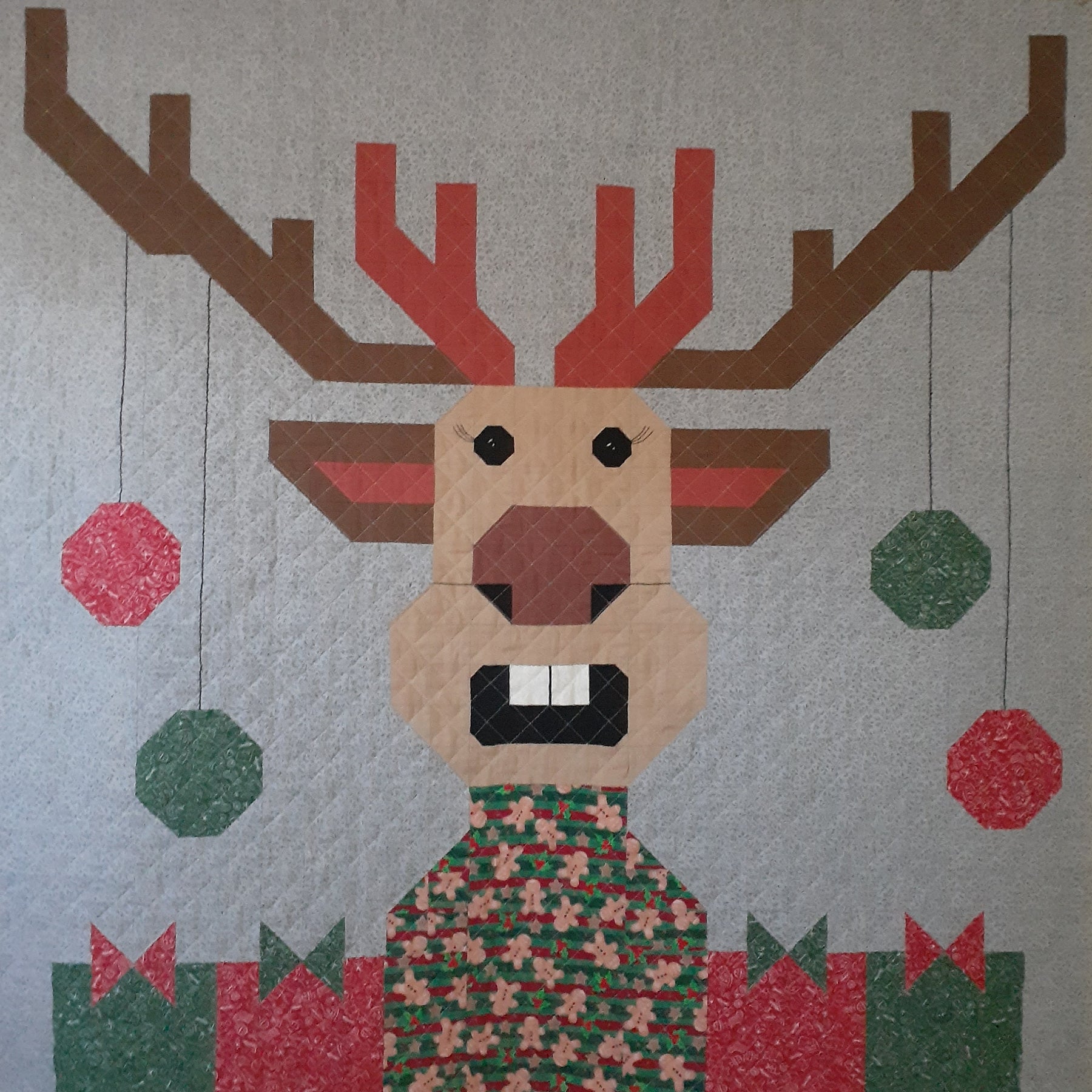 Christmas reindeer patchwork quilt