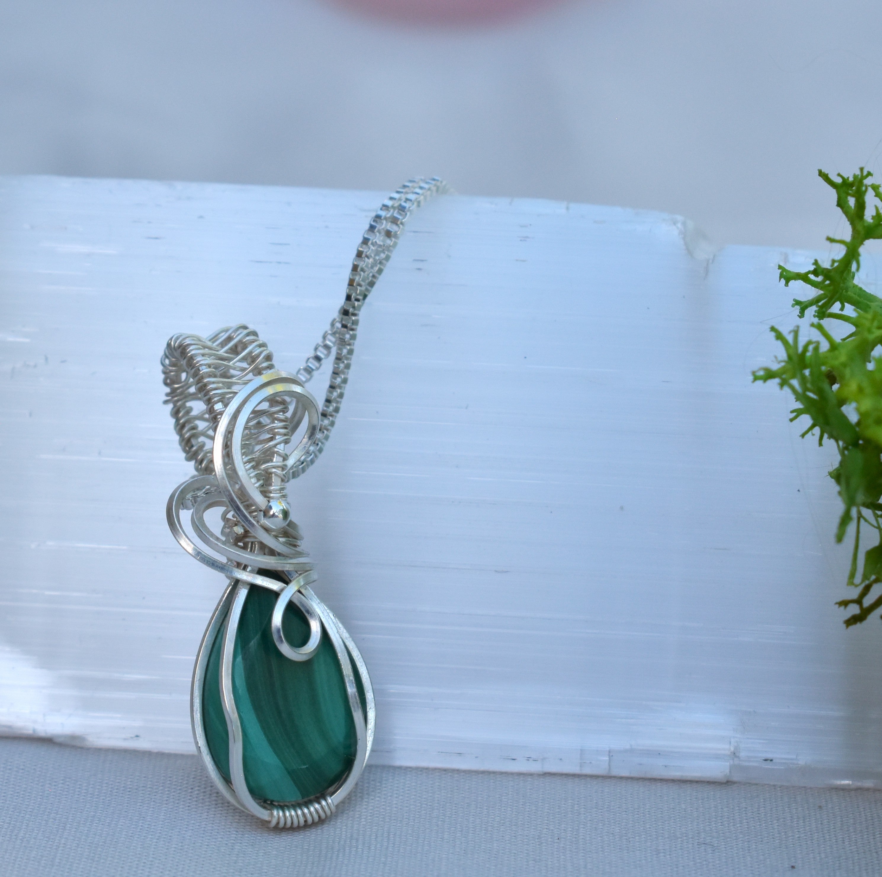 Handmade Wire-wrapped Malachite Necklace - Mother's Day Mini Pendant