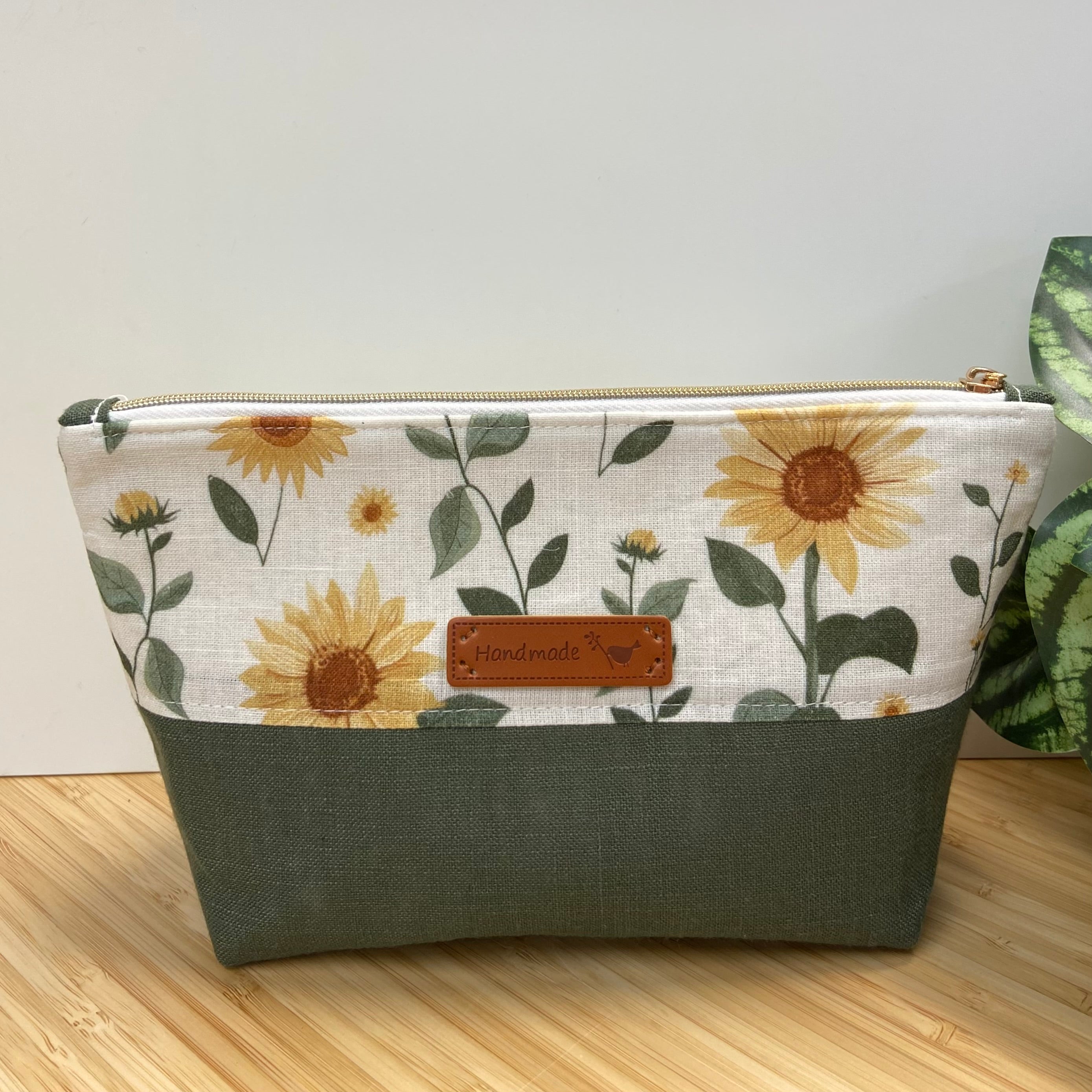 Zipper Pouch - Two-Tone - Sunflowers