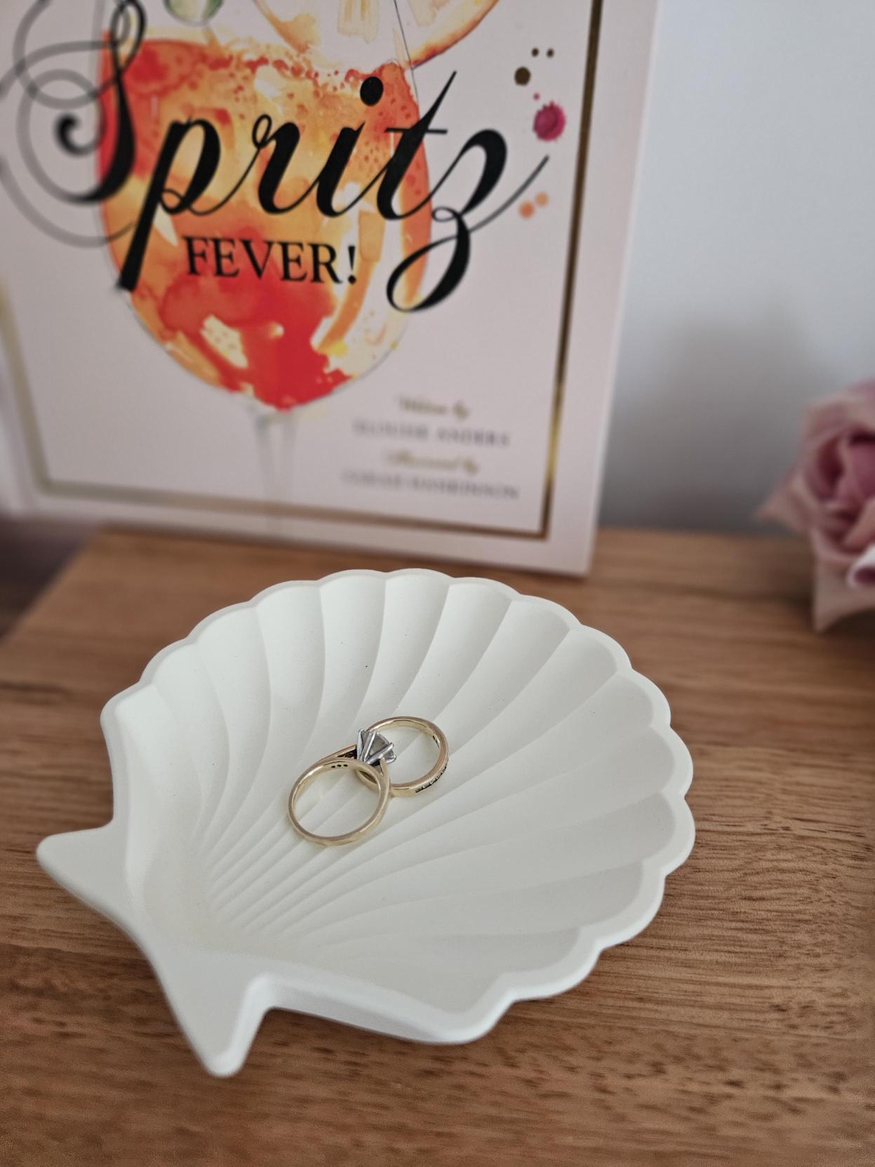 Eco Resin Shell trinket dish