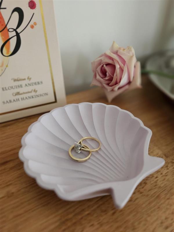 Eco Resin Shell trinket dish