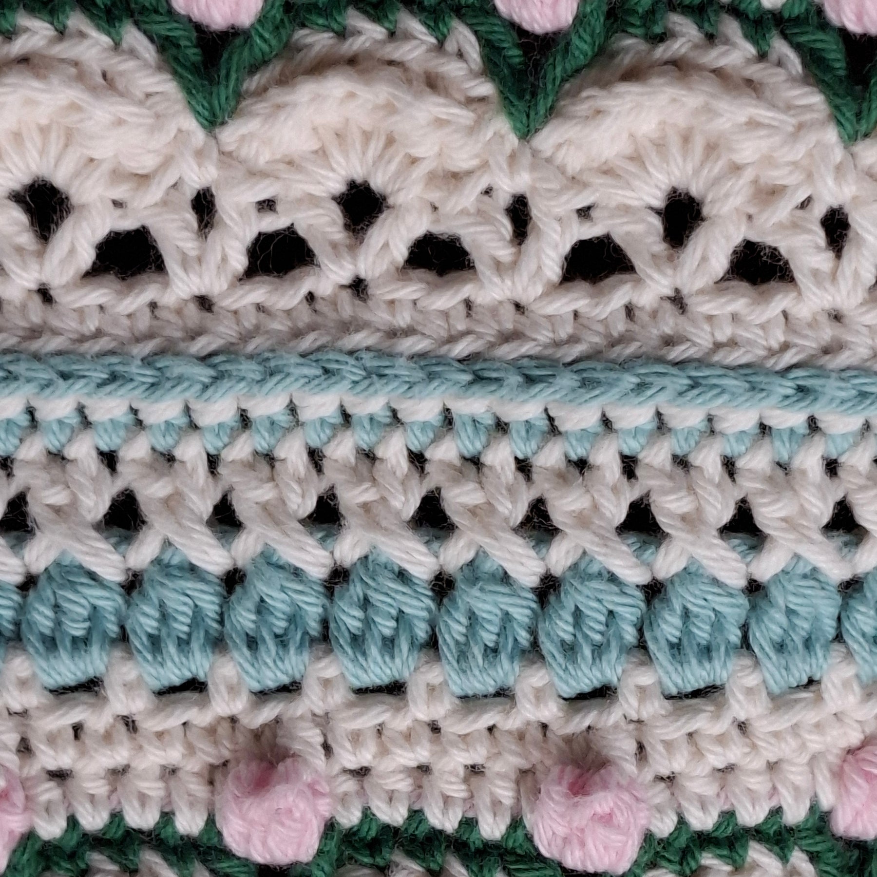 Rosebud Trellis Baby Blanket