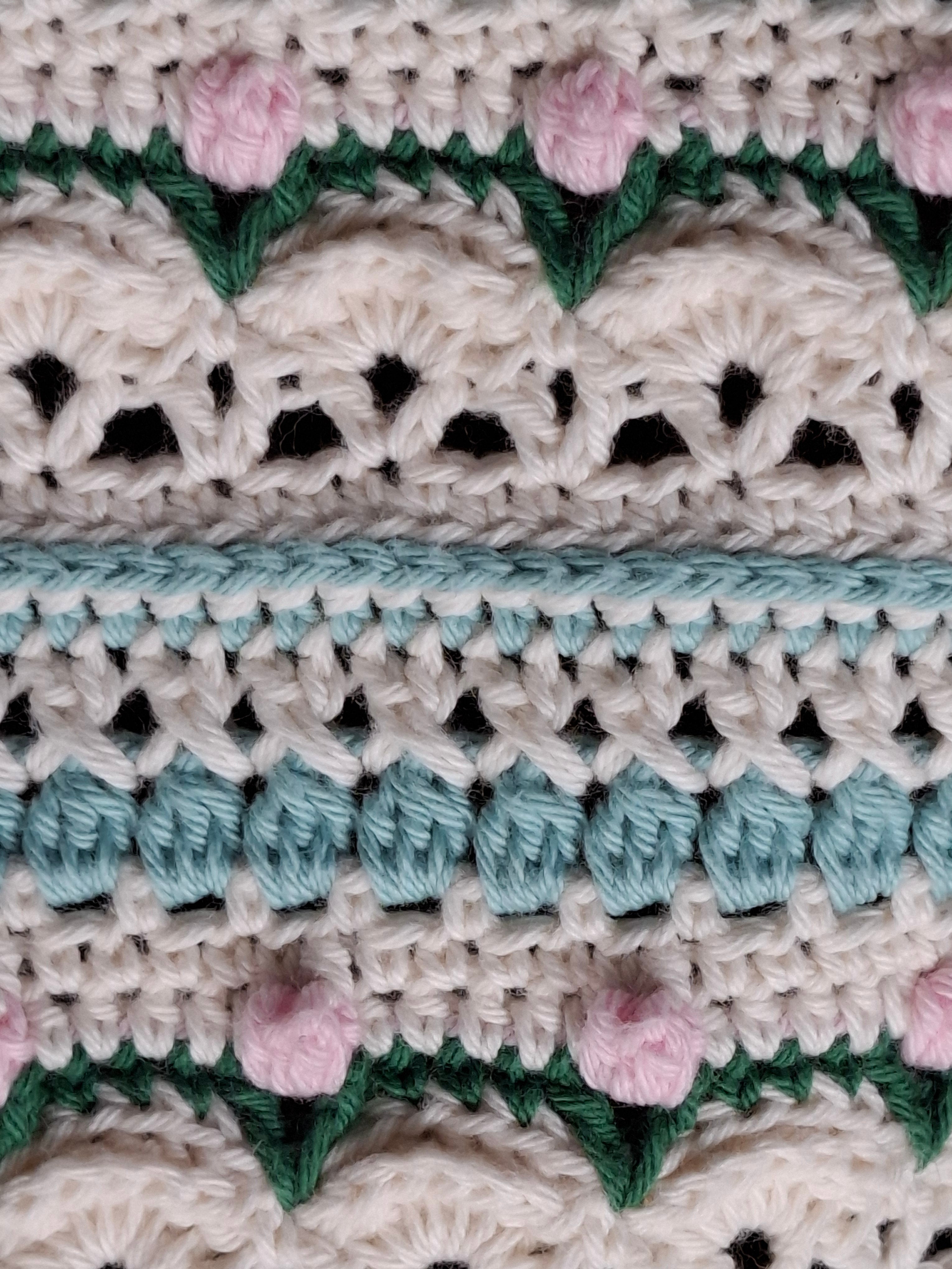 Rosebud Trellis Baby Blanket