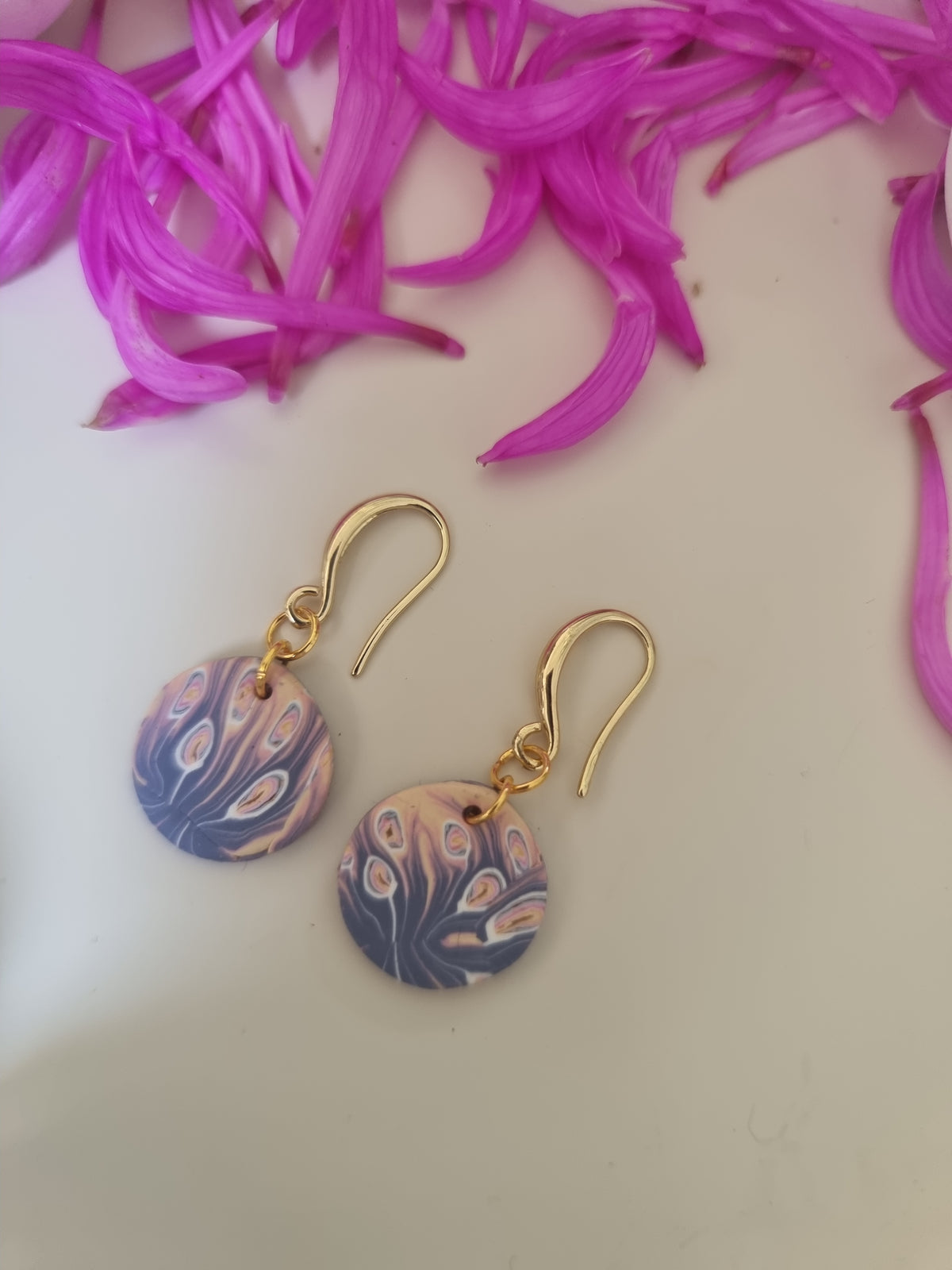 Dusky Swirl Dangle
