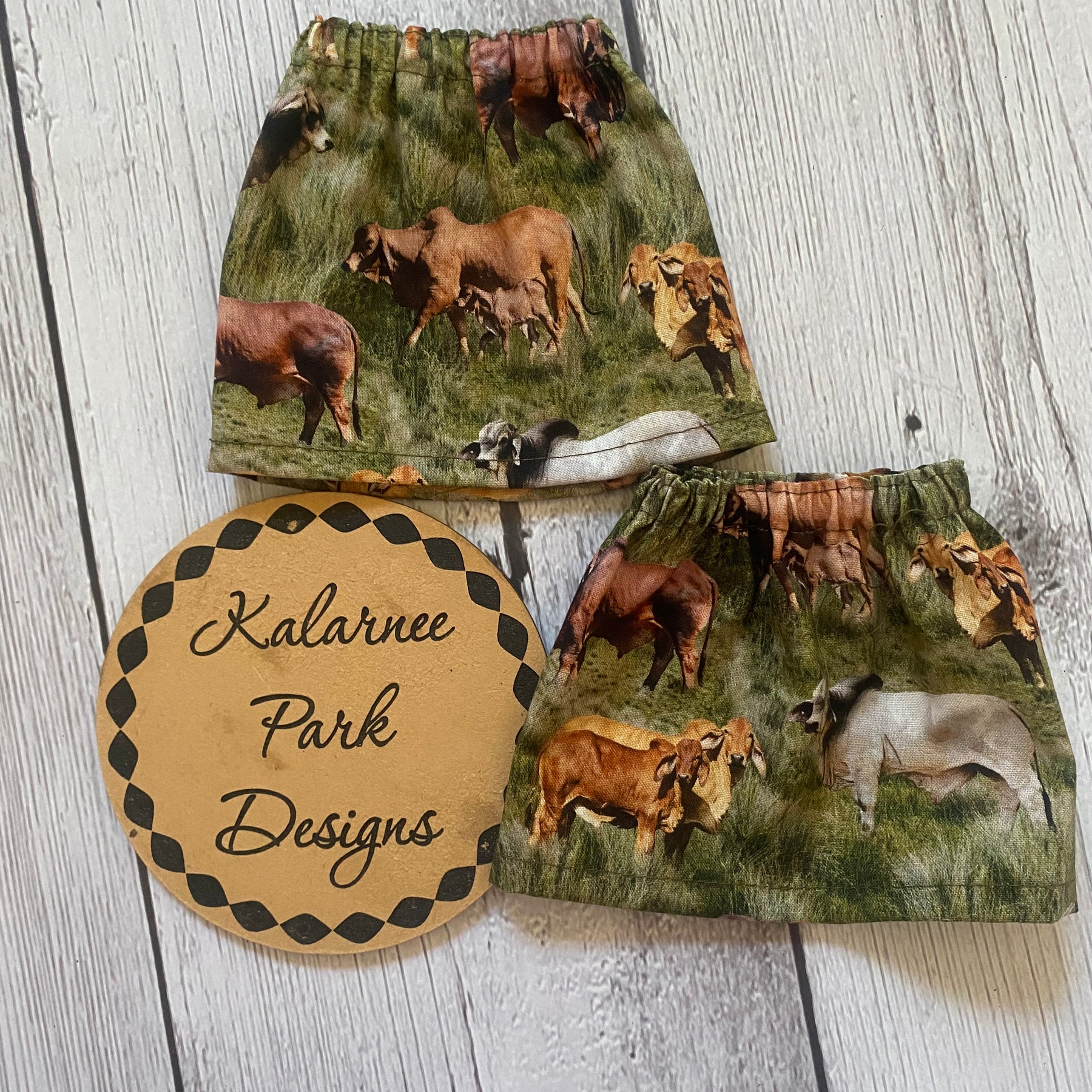 ''Brahmans on Grass" Kids Sock Savers