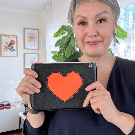 Leather makeup bag / pouch