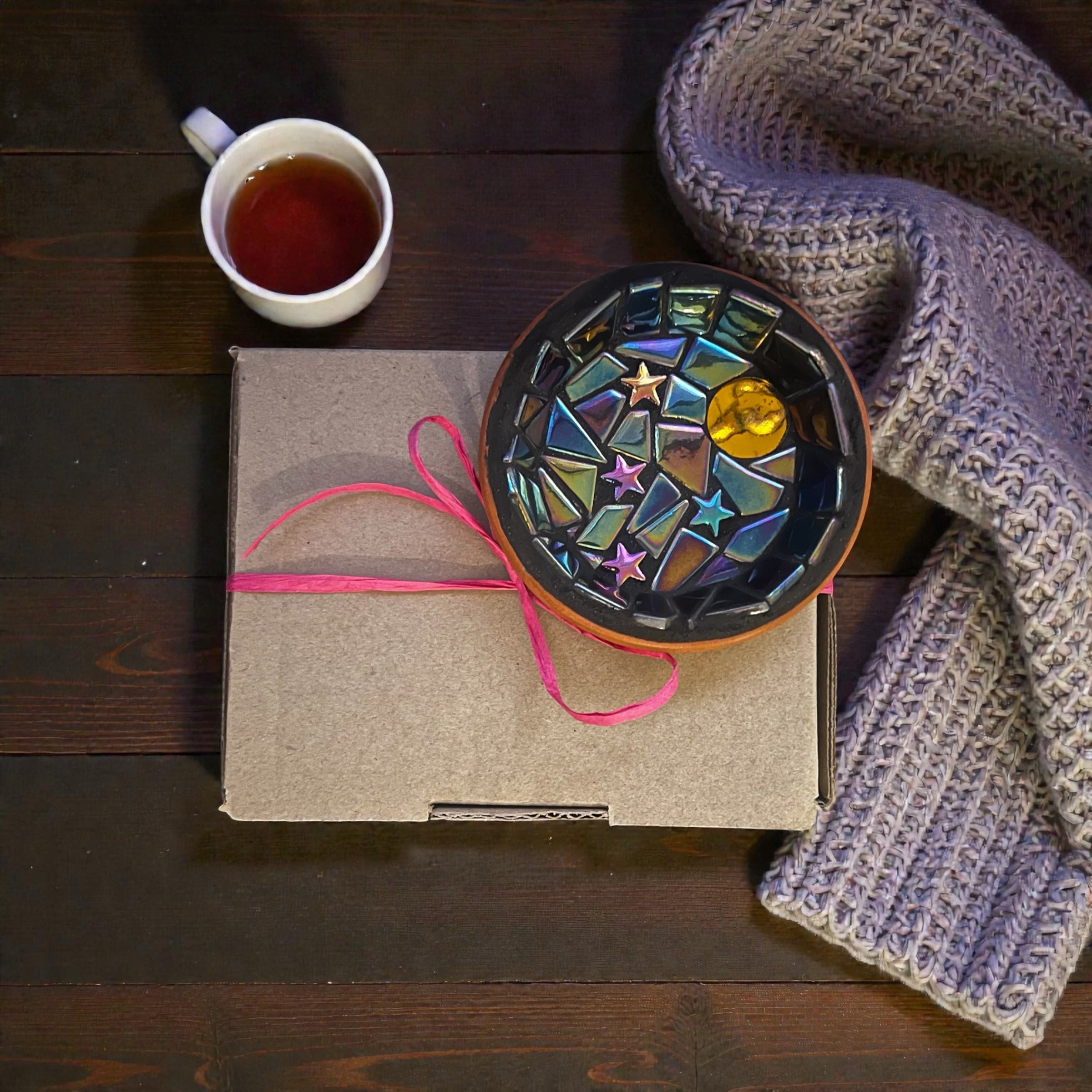 Mosaic DIY Kit. Bee/Bird Bath.