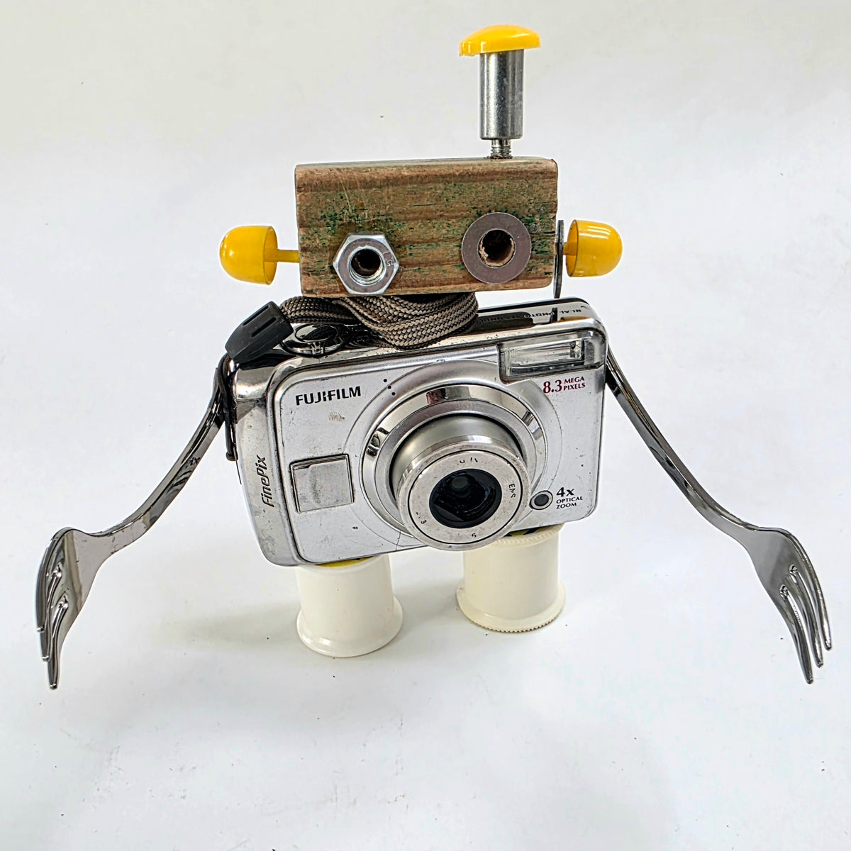 Remade, Reimagined: Fuji Finepixie Robot