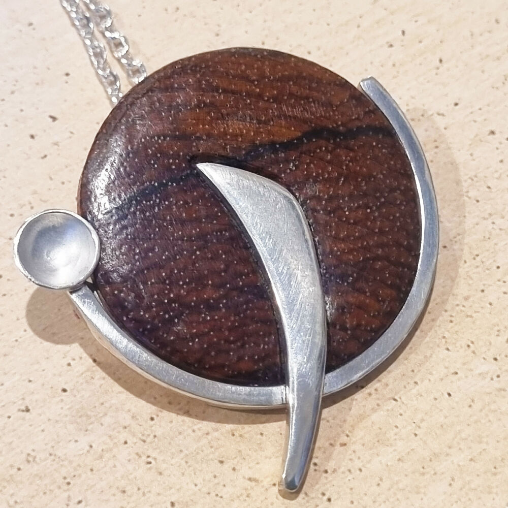 Wood and Silver Pendant Brooch Round NB310 295 04