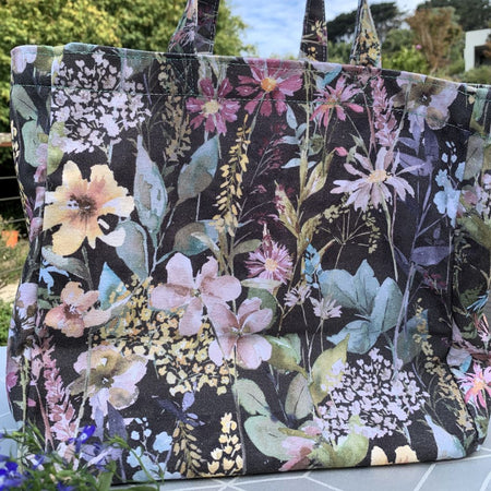 Cottage Garden canvas tote bag