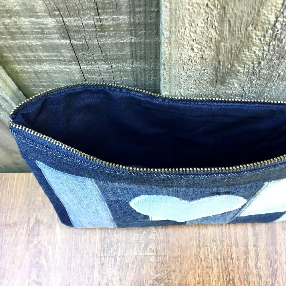 Upcycled_denim_pouch_12d