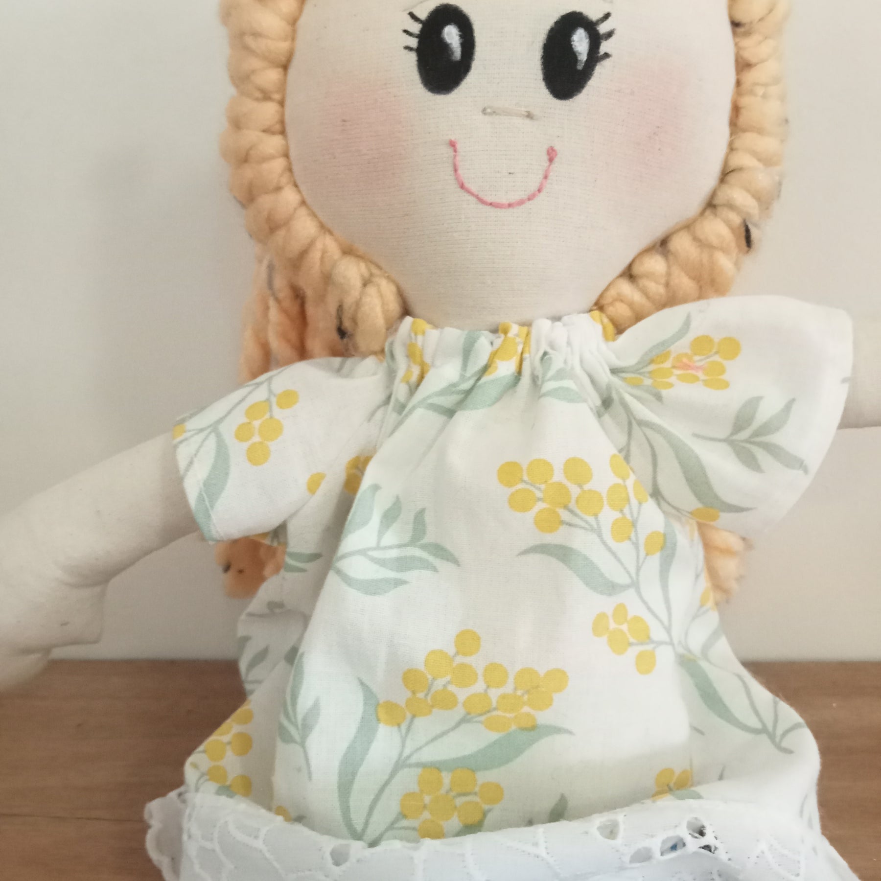 Rag Doll / Happy Doll - Wattle