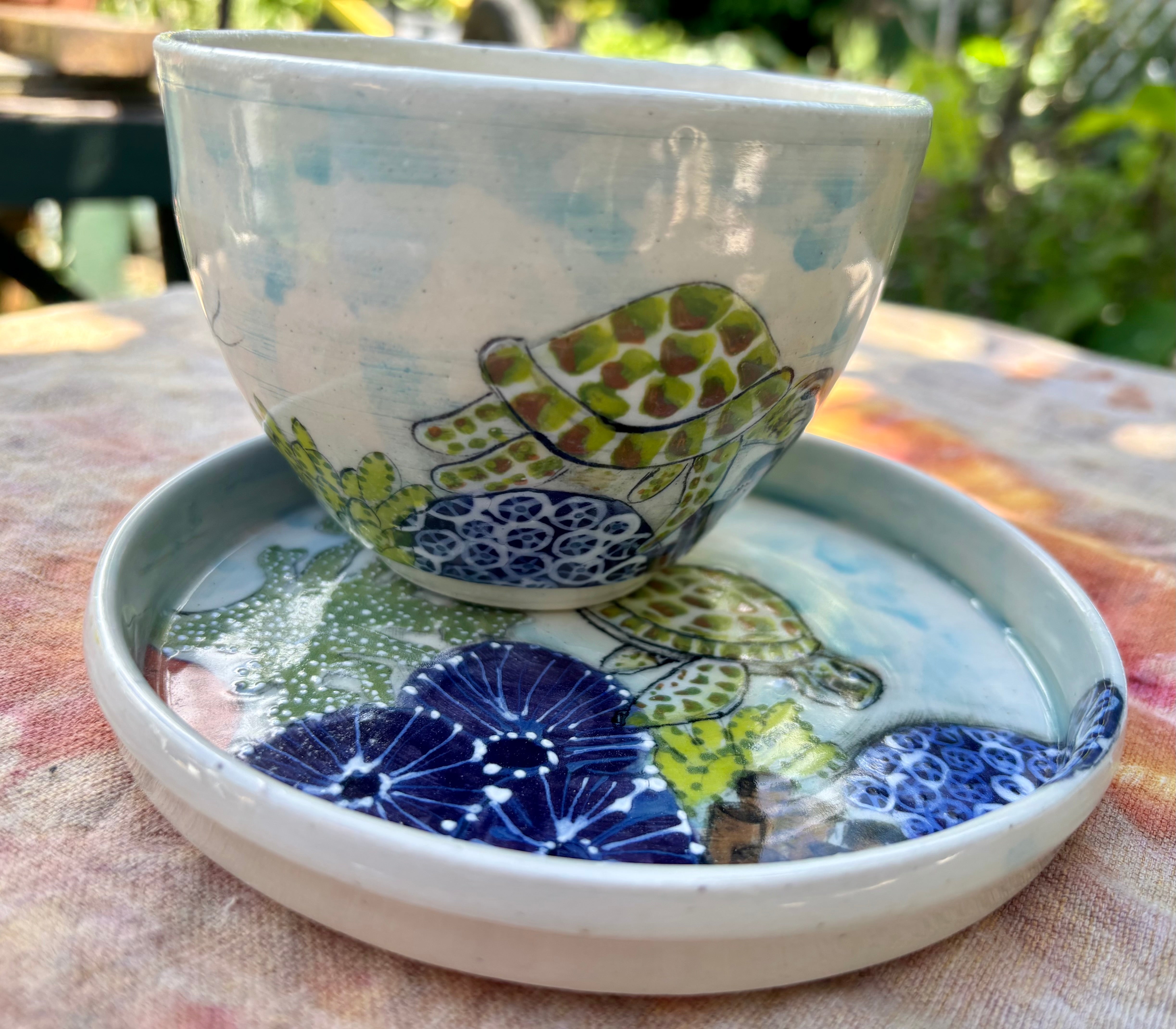 Sea turtle plate and bowl set
