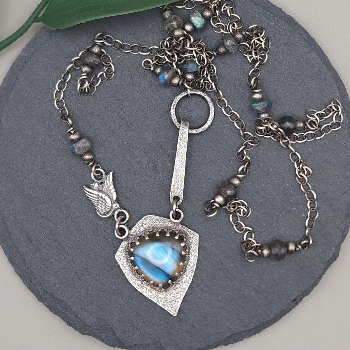 'On the wings of hope' silver necklace with labradorite