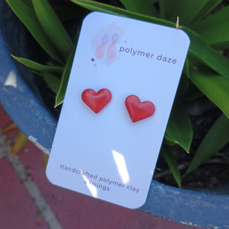Velvet heart stud earrings