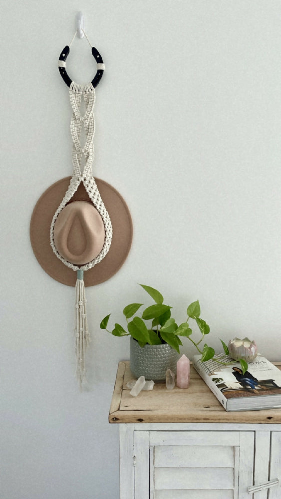 Horseshoe Hat Hanger