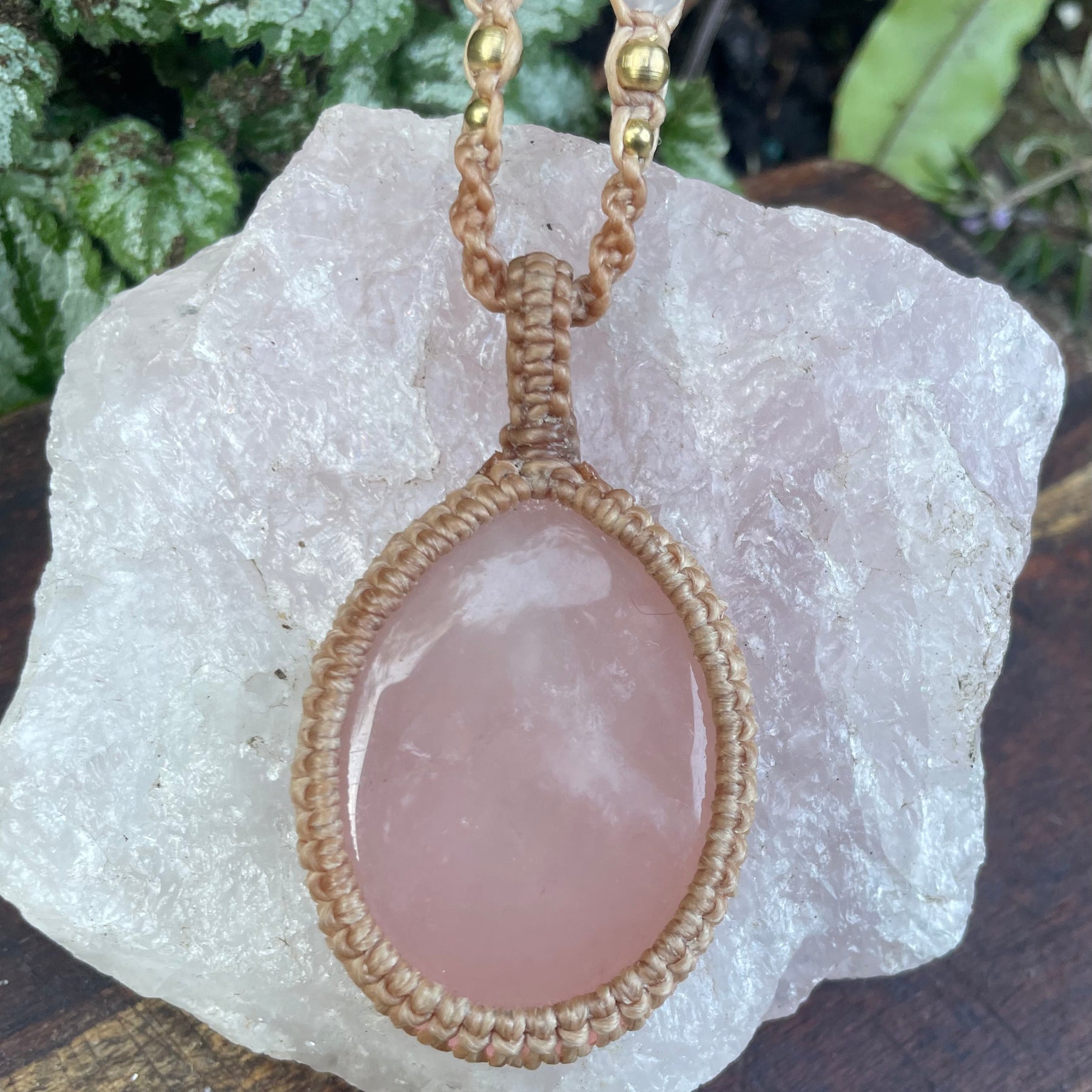 Rose Quartz Macrame Pendant Necklace