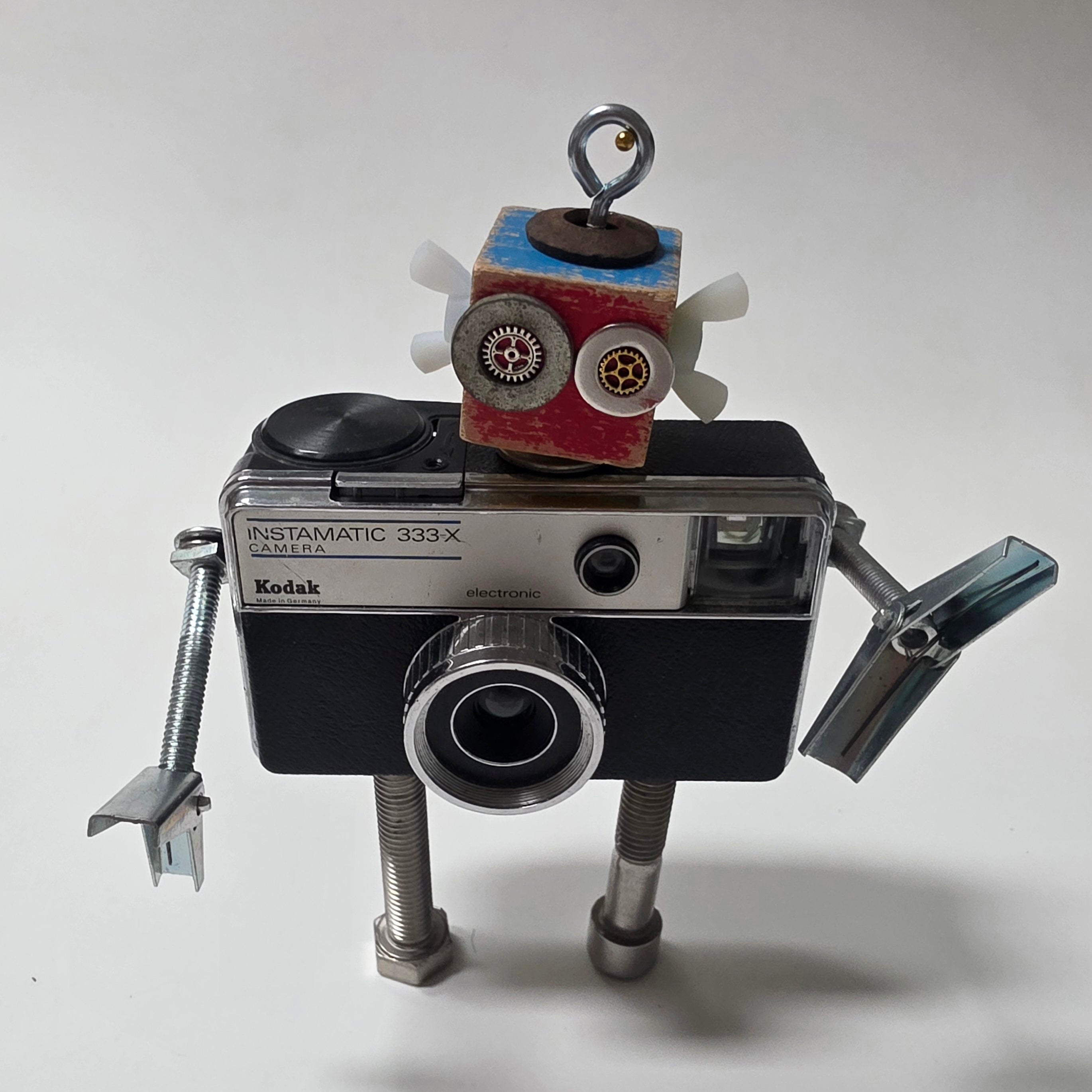 Remade, Reimagined: Upcycled Robot Instamatic 333X
