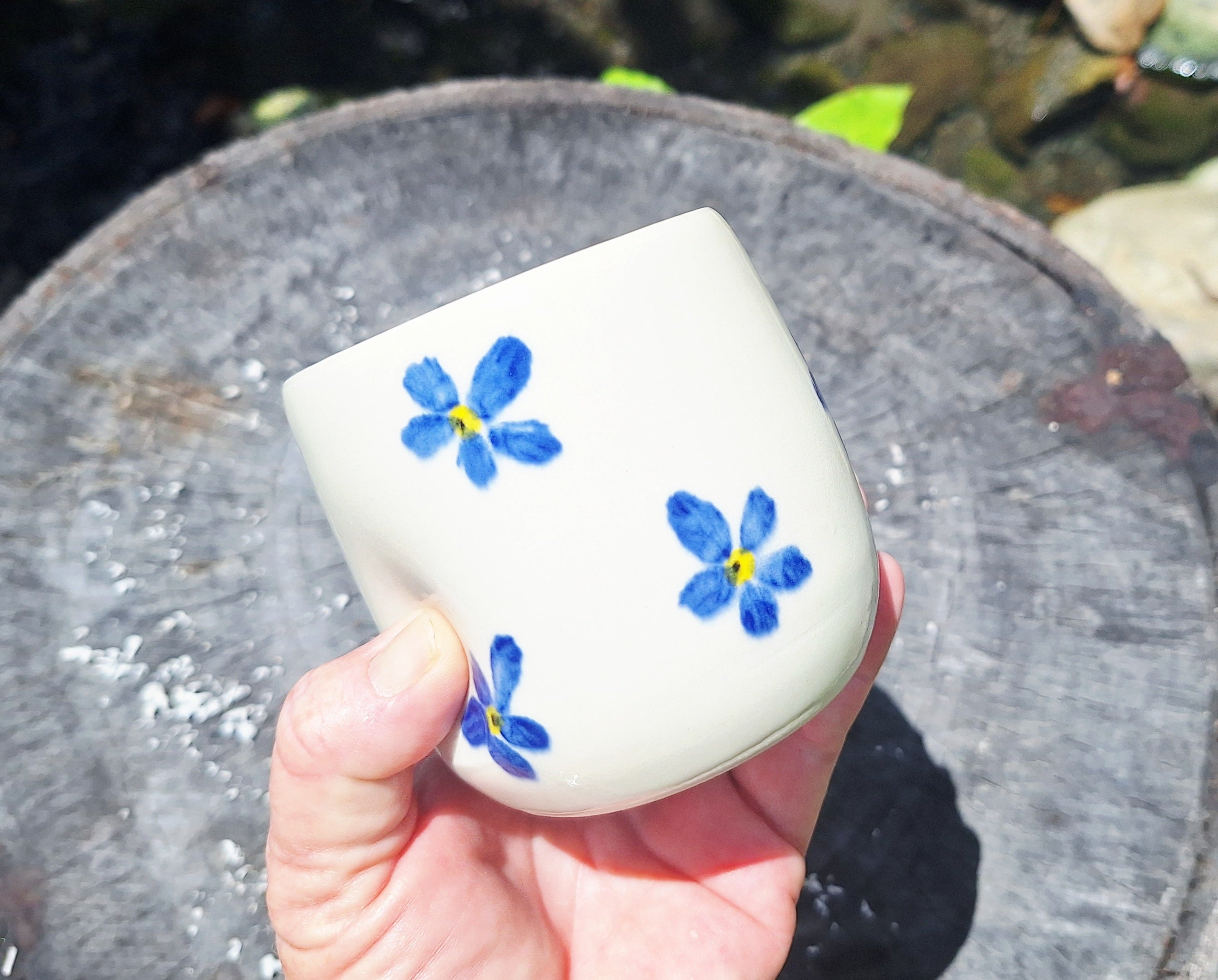 Daisy Hug Mugs for Coffee or Tea