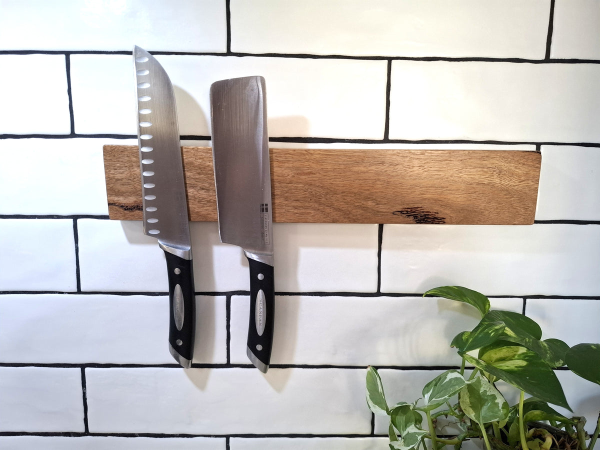 Handmade Wooden Magnetic Knife Holder: Wall-Mounted Kitchen Rack