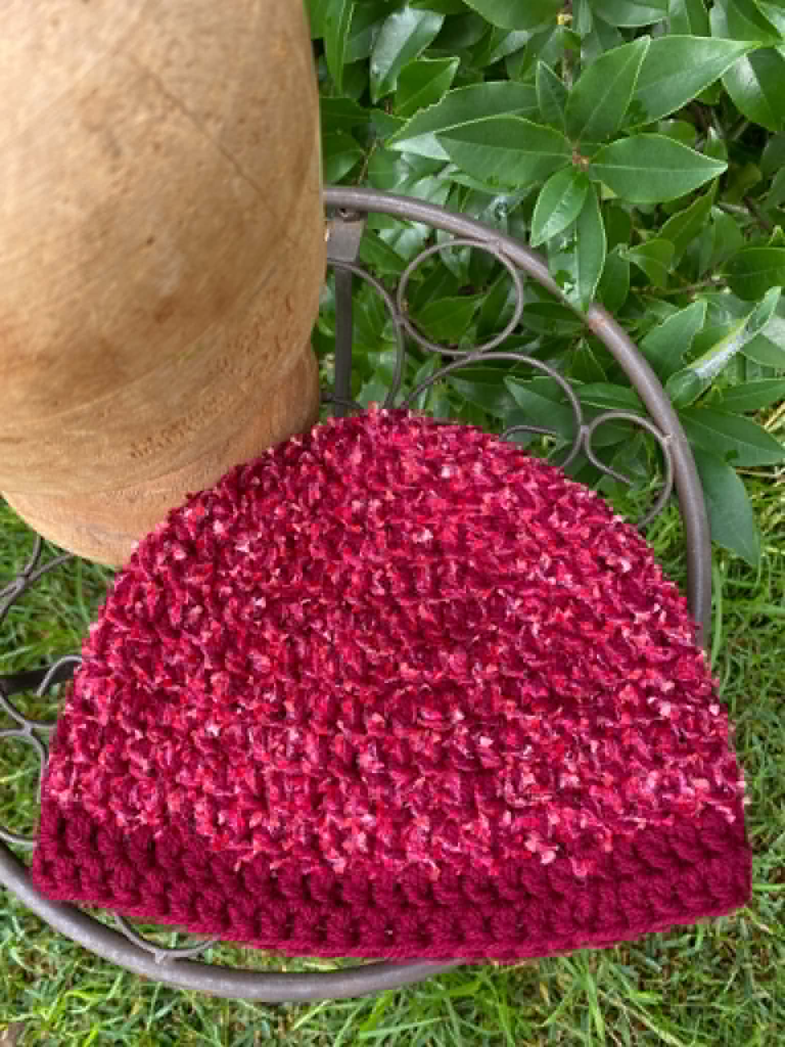 Ladies beanie with subtle sparkle